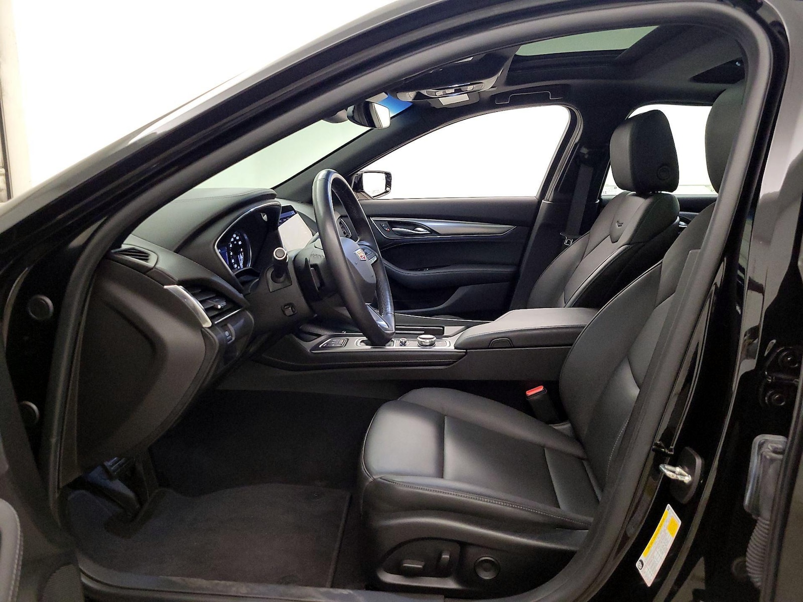 Power Seat(s) & Leather Seats