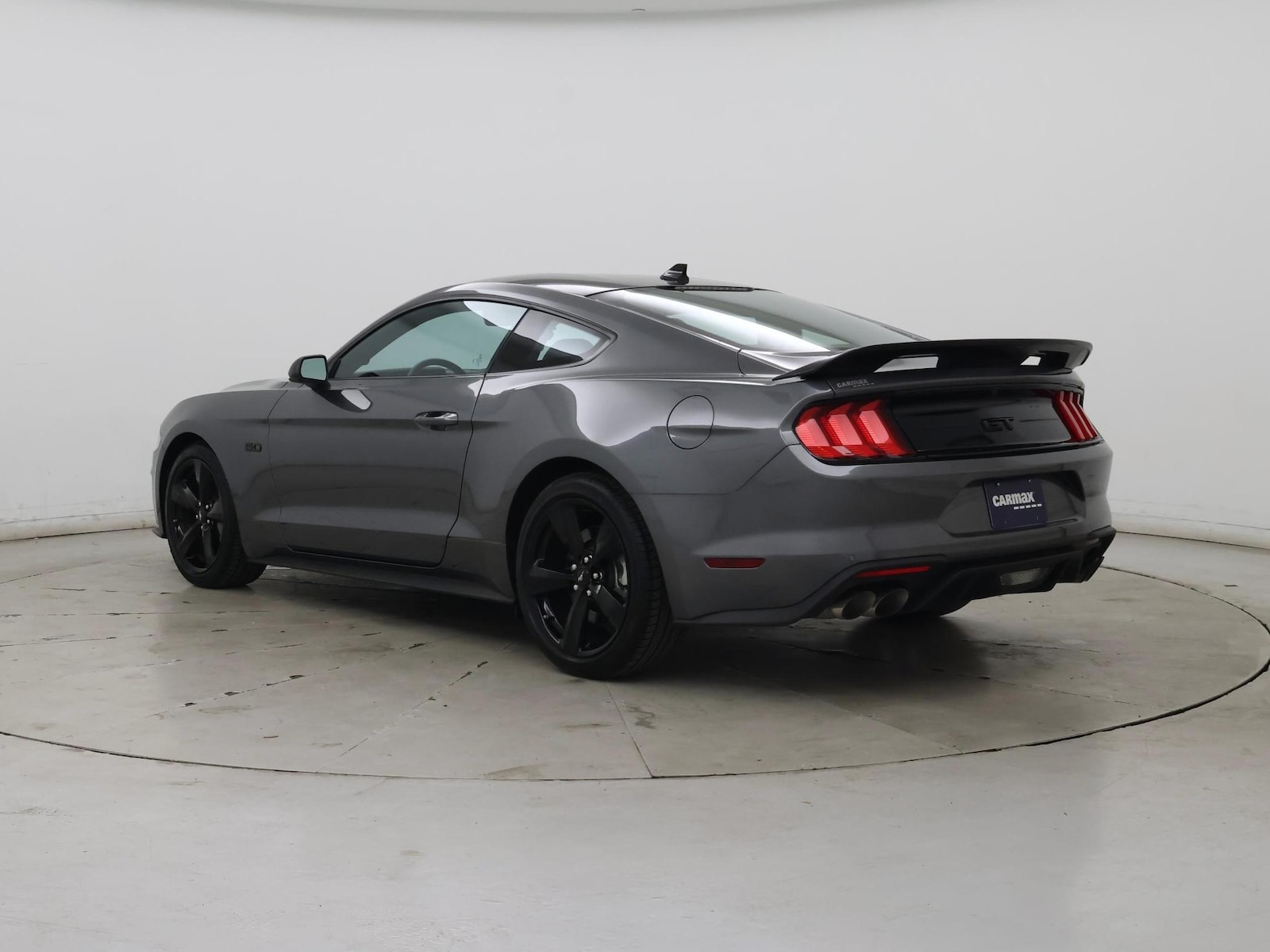 2023 Ford Mustang GT - Photo 3