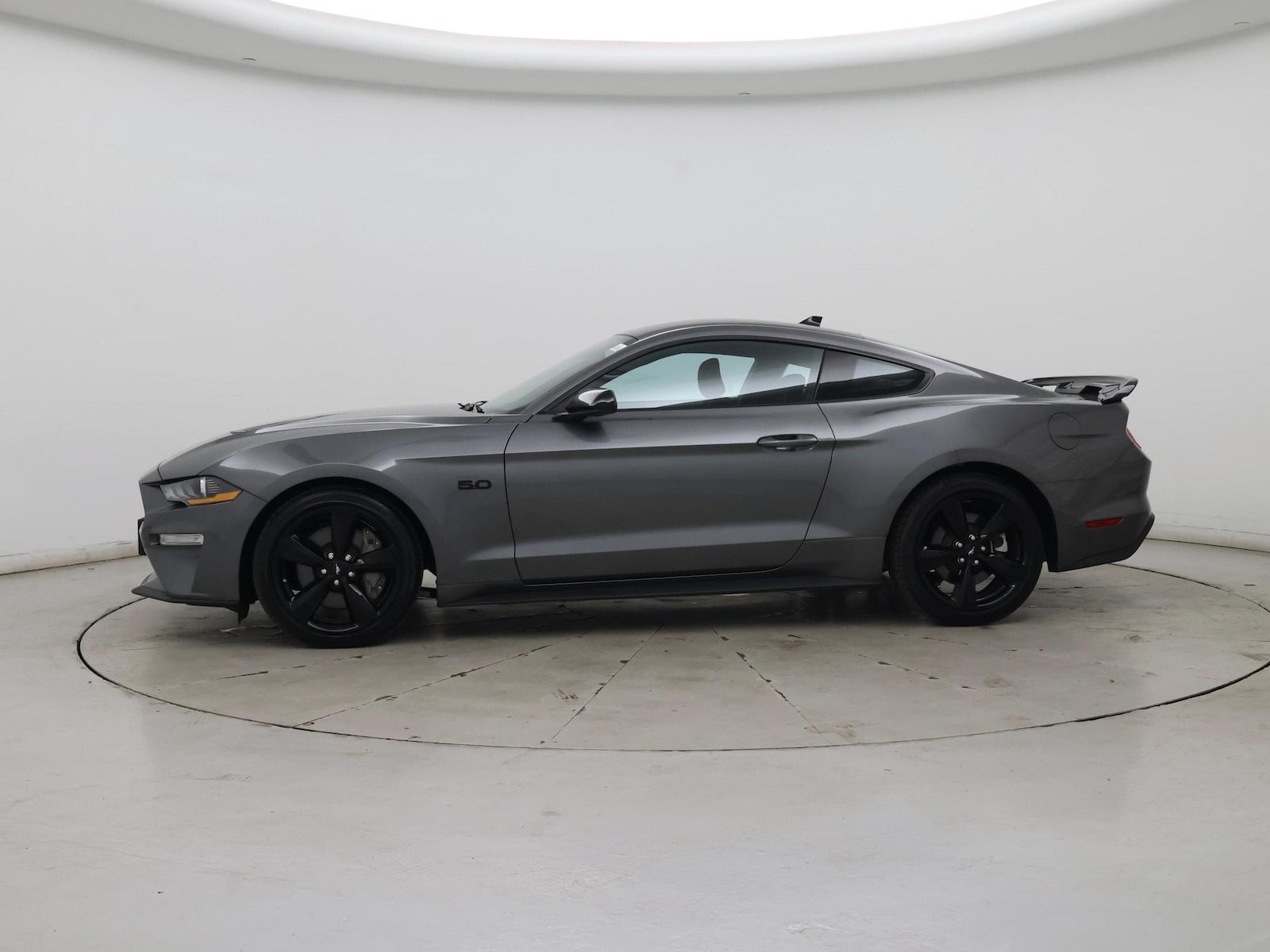 2023 Ford Mustang GT - Photo 4