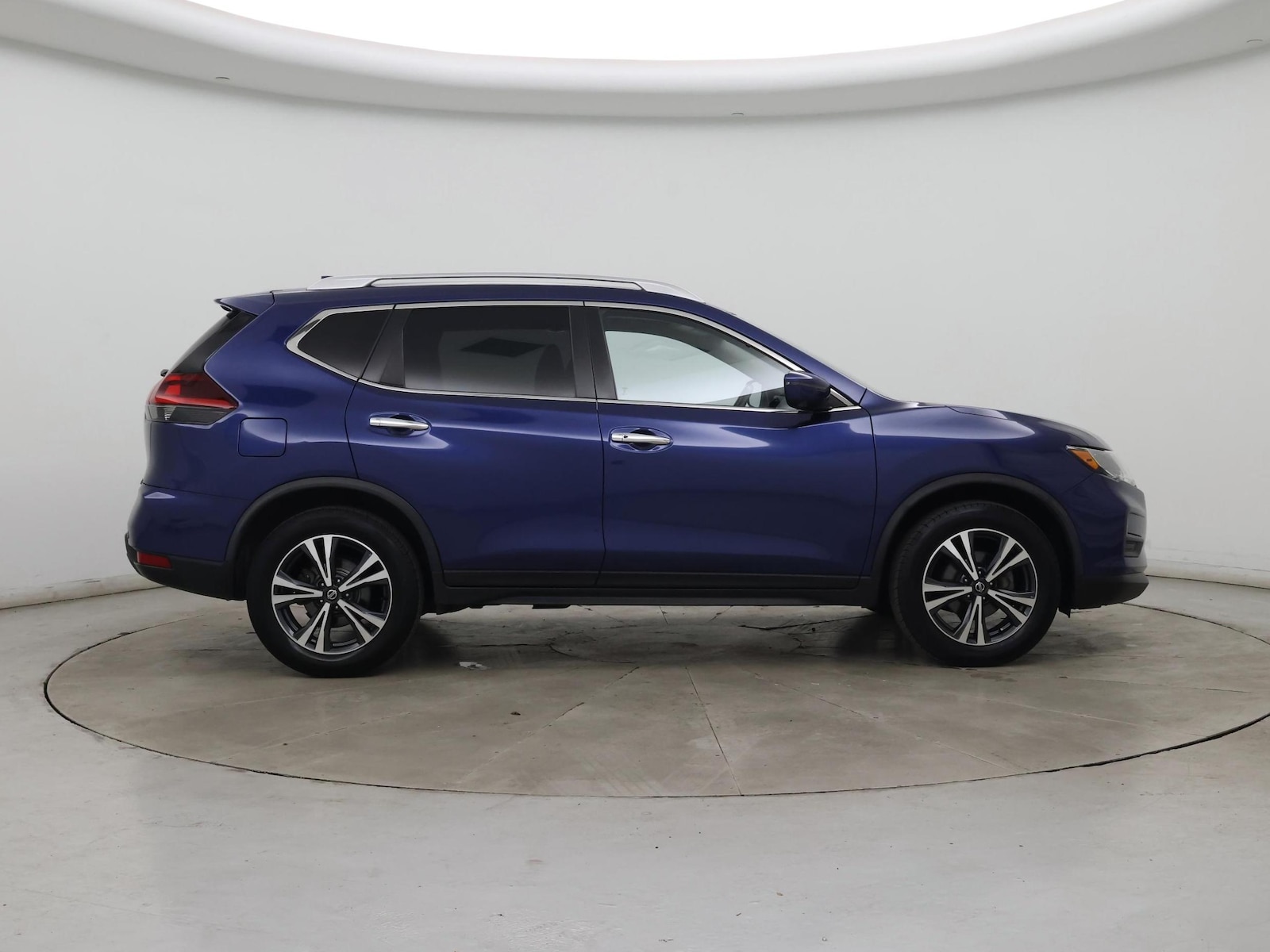 2020 Nissan Rogue SV - Photo 8