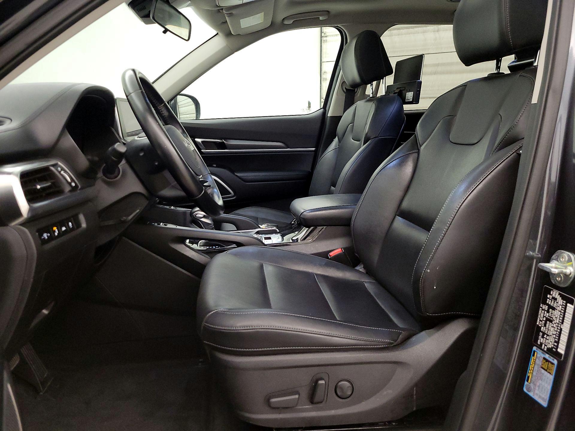 Thumbnail: 2022 Kia Telluride - 11