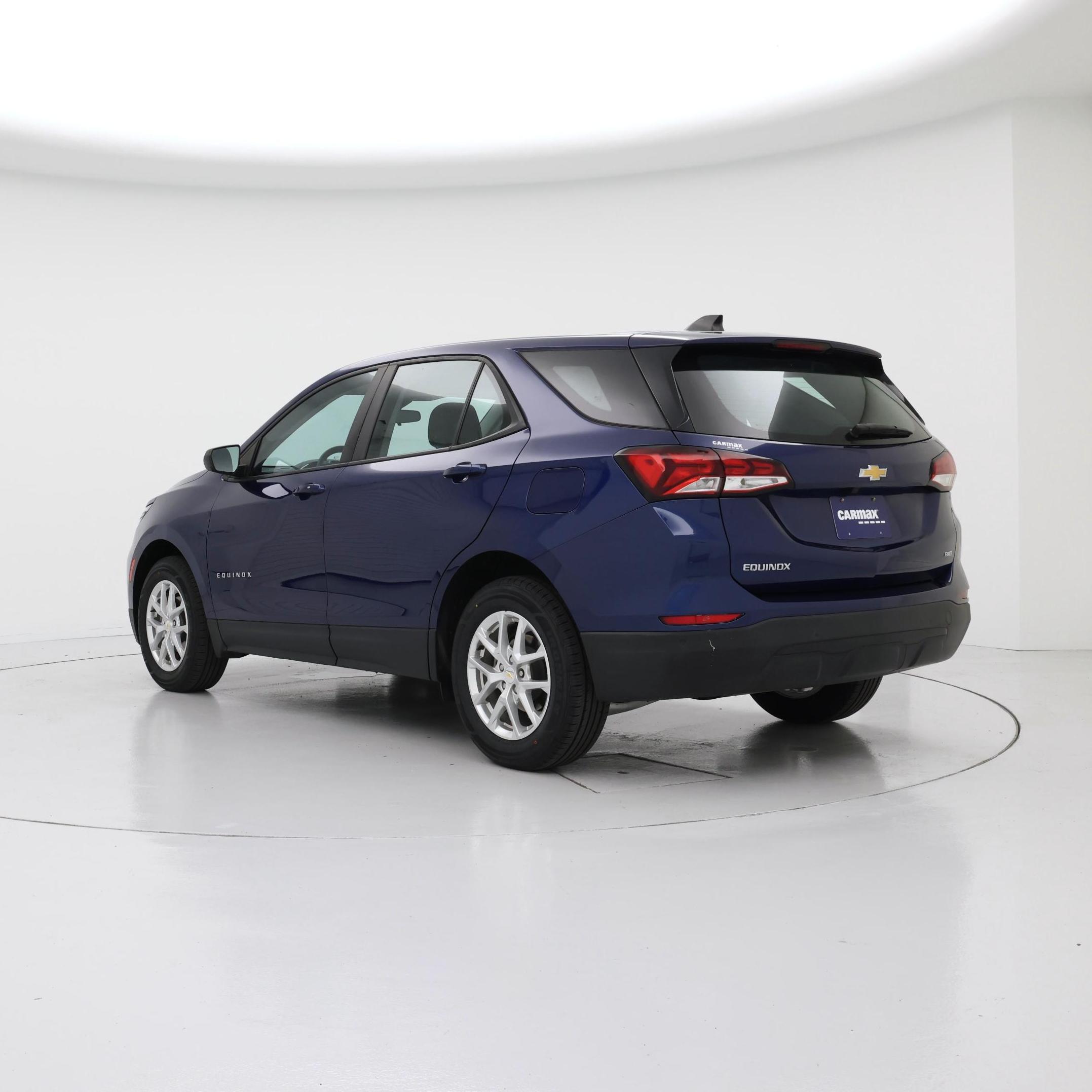 Thumbnail: 2022 Chevrolet Equinox - 2
