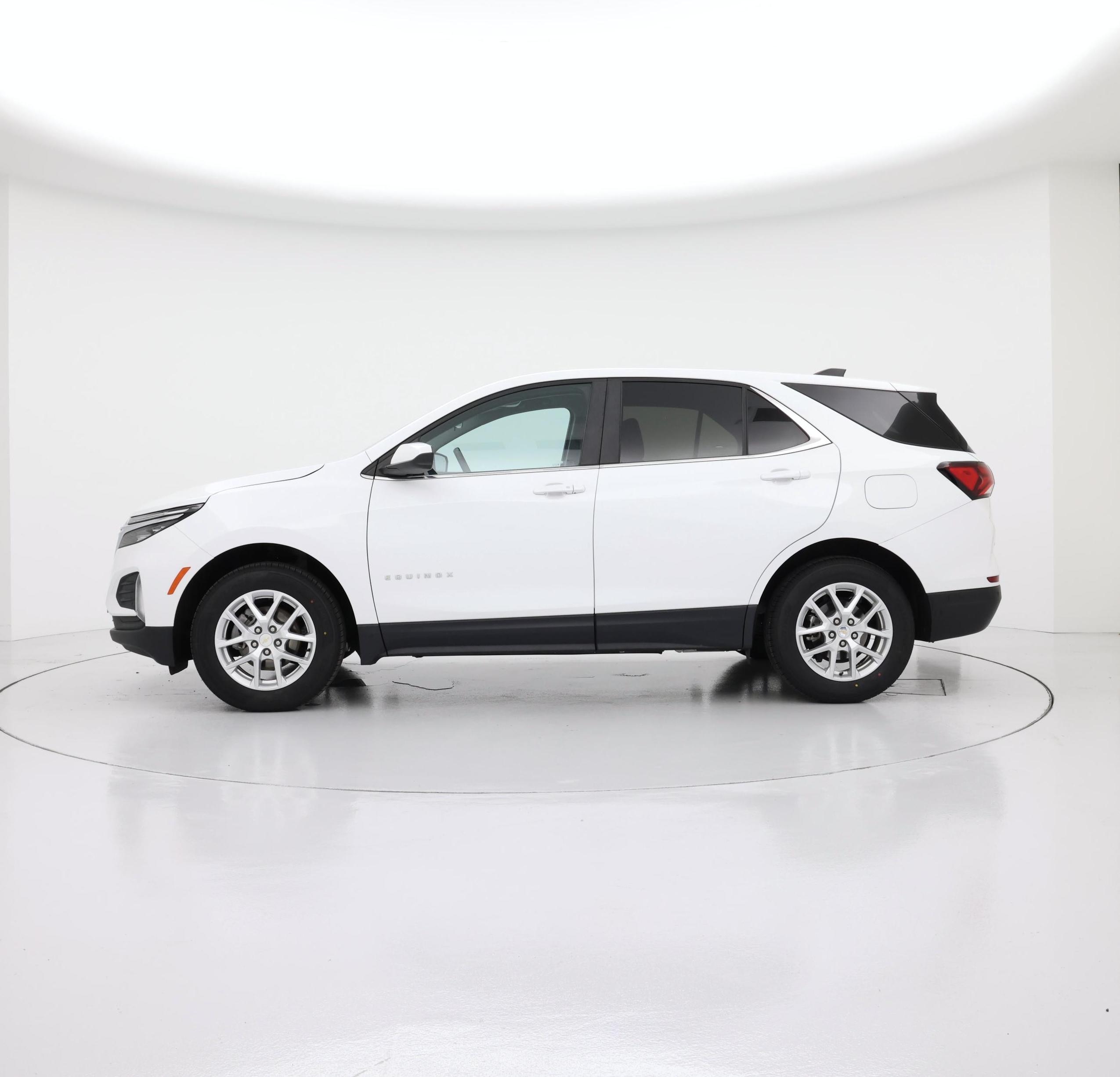 Thumbnail: 2023 Chevrolet Equinox - 3