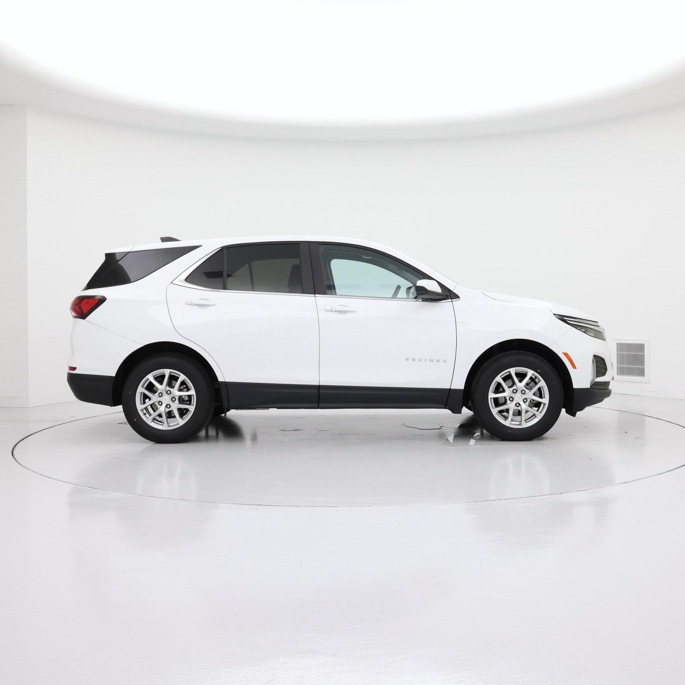 Thumbnail: 2023 Chevrolet Equinox - 7