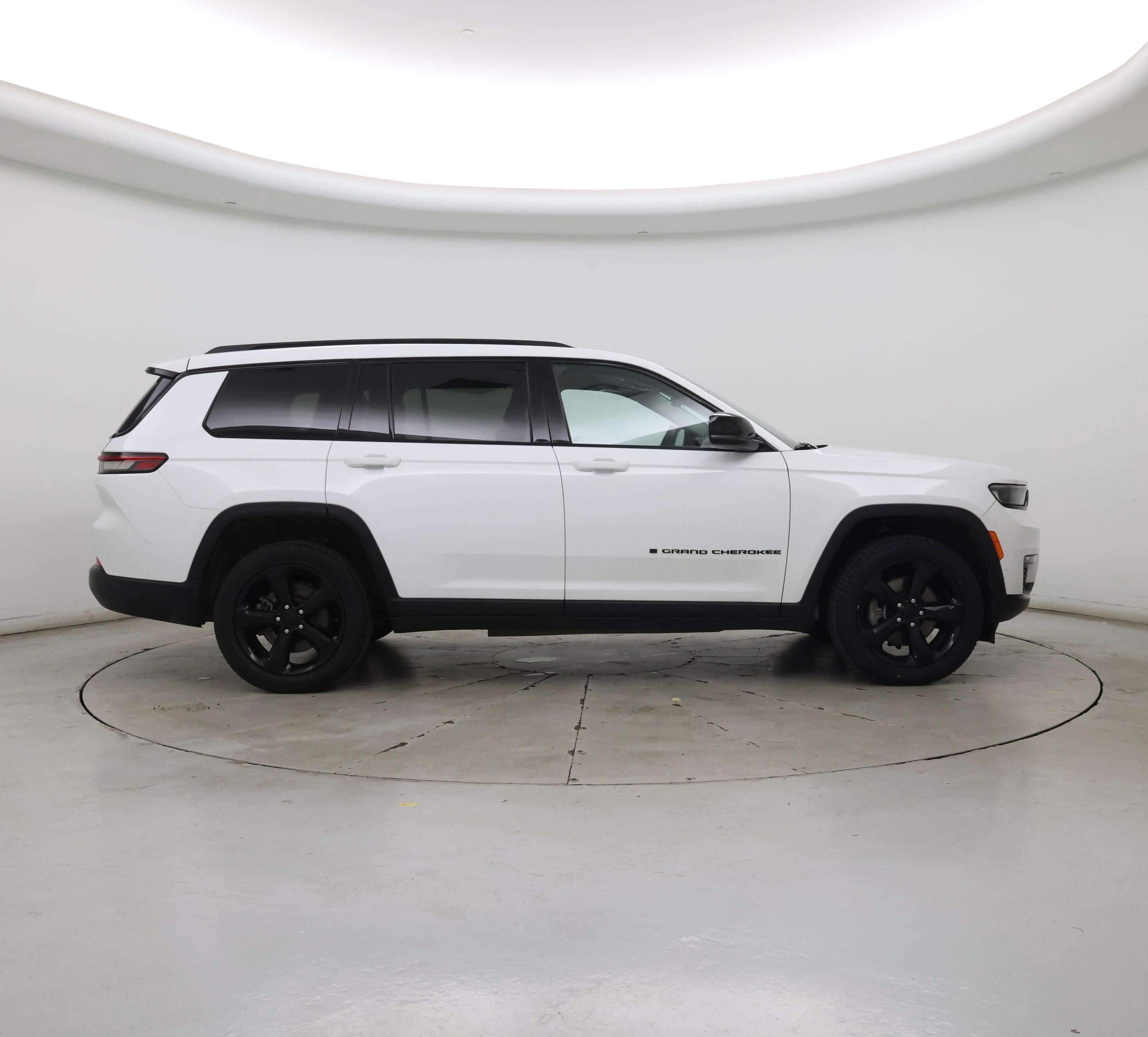 Thumbnail: 2023 Jeep Grand Cherokee L - 7