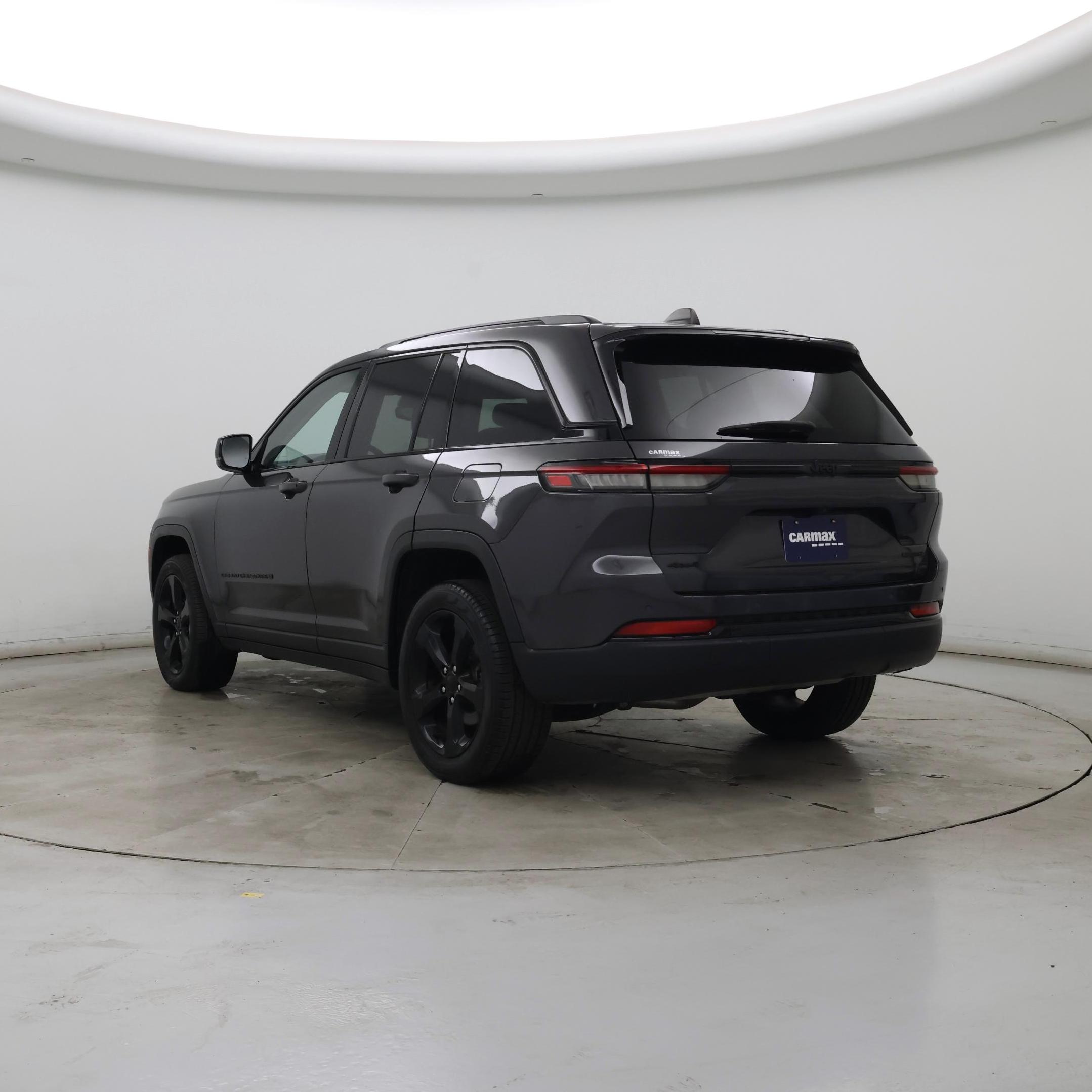 Thumbnail: 2023 Jeep Grand Cherokee - 2