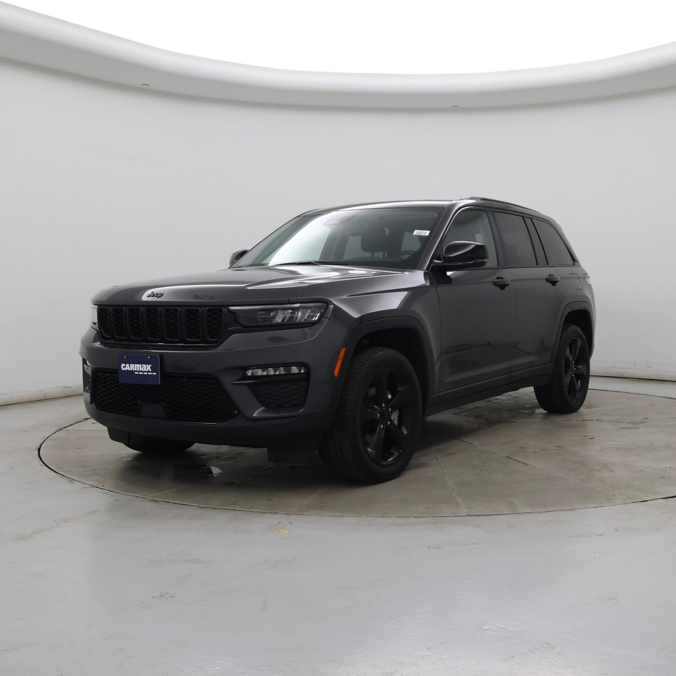 Thumbnail: 2023 Jeep Grand Cherokee - 4