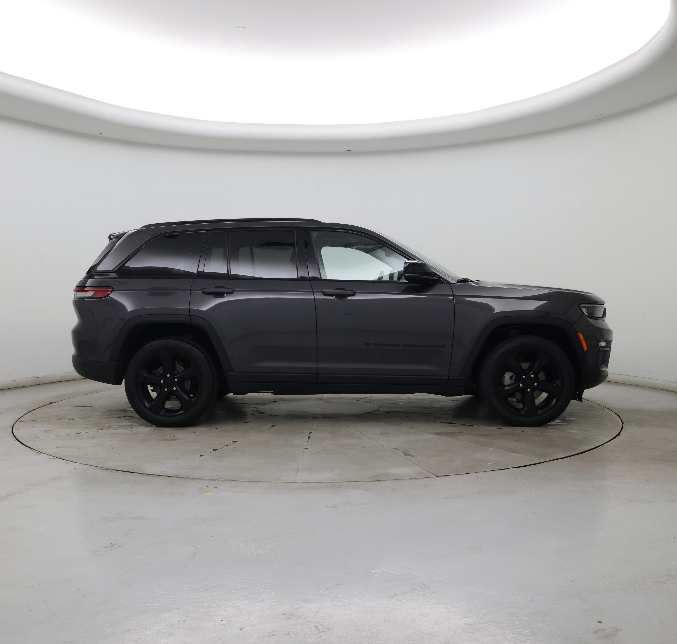 Thumbnail: 2023 Jeep Grand Cherokee - 7