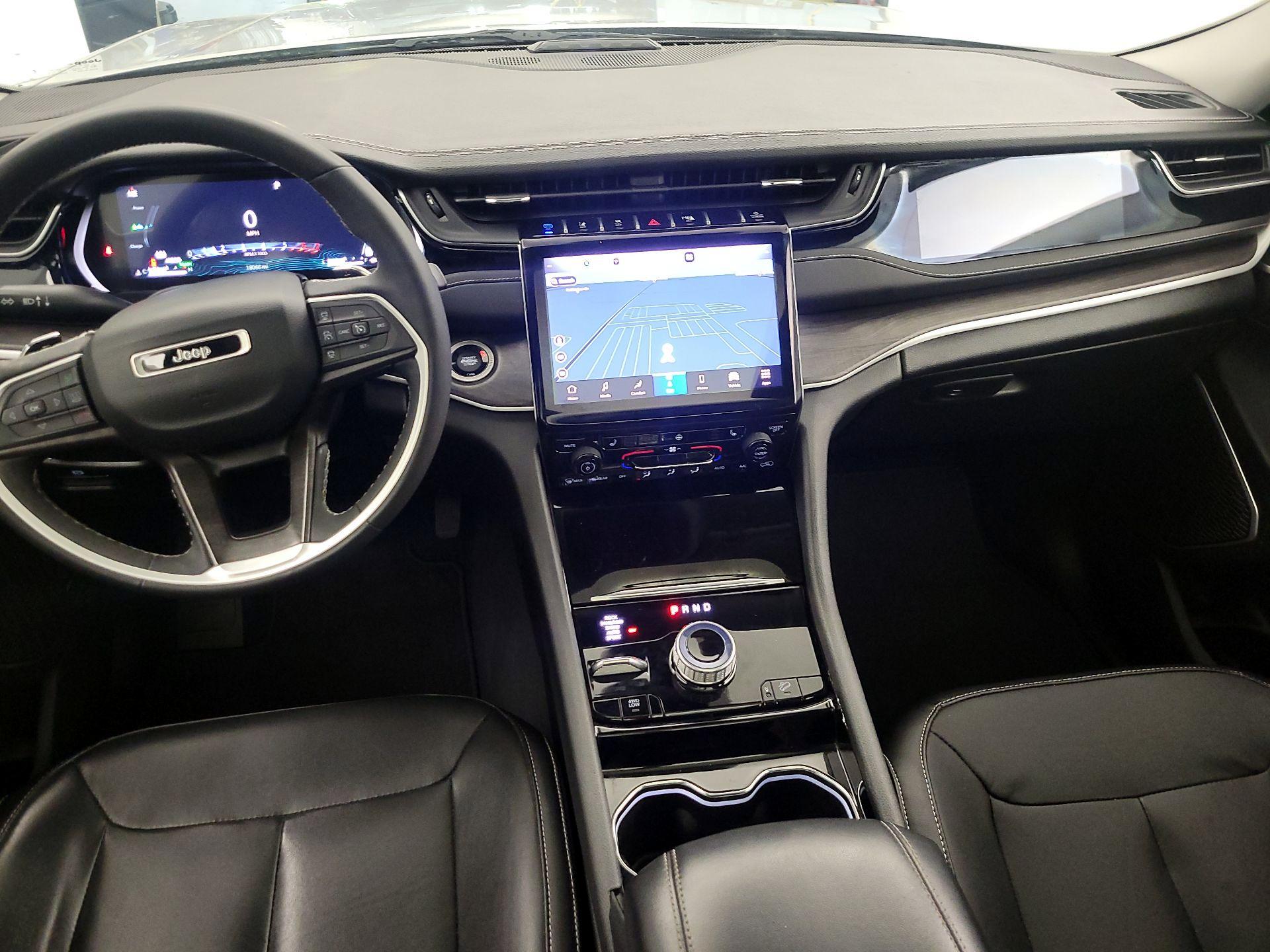 Thumbnail: 2023 Jeep Grand Cherokee - 9