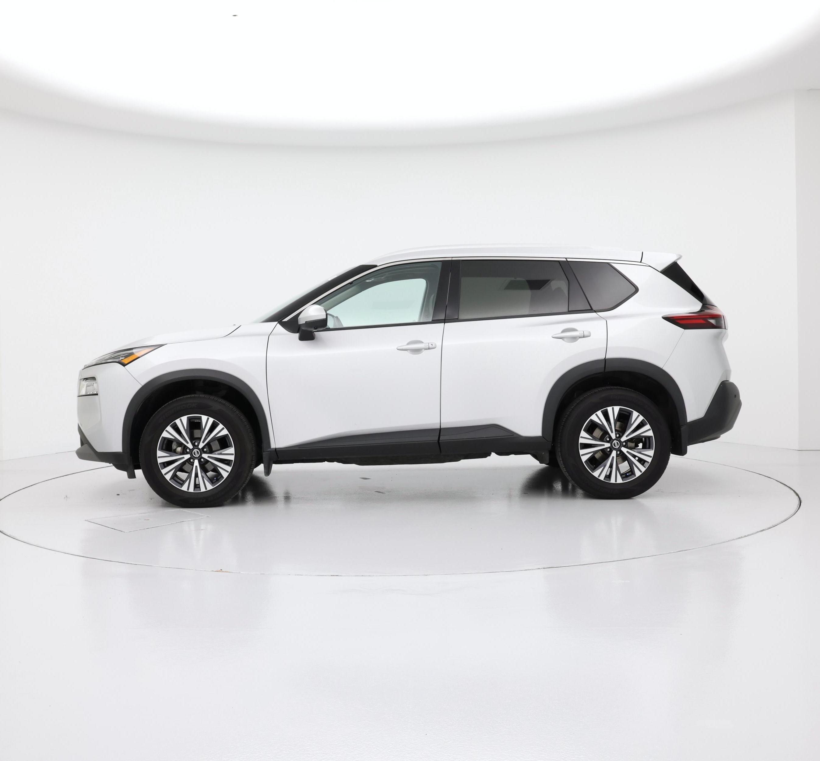 Thumbnail: 2021 Nissan Rogue - 3