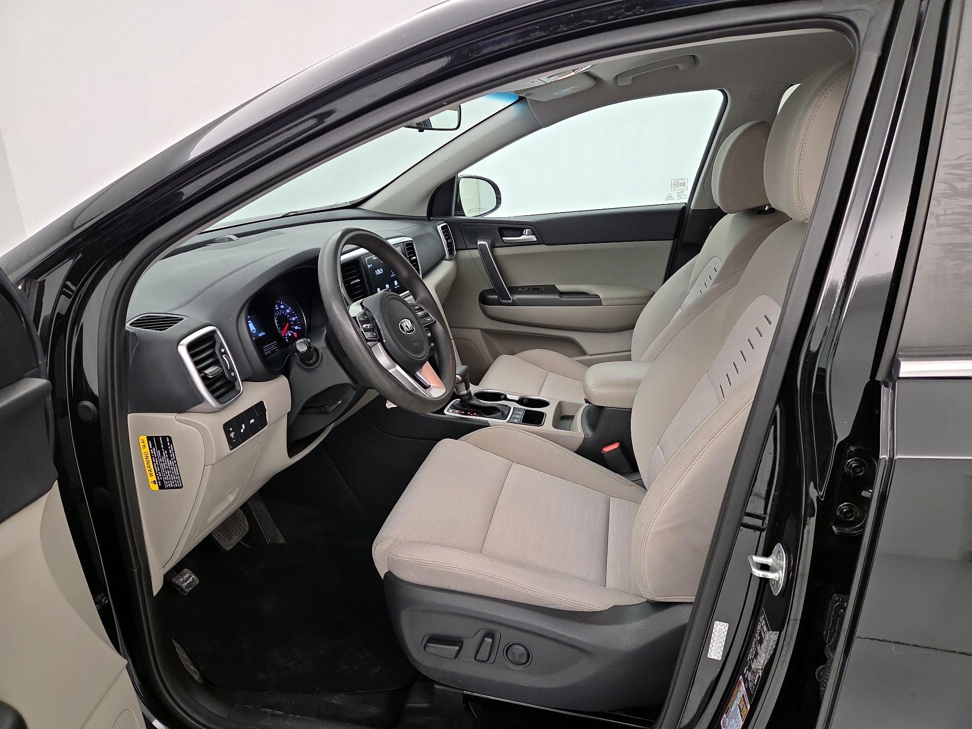 Thumbnail: 2020 Kia Sportage - 11
