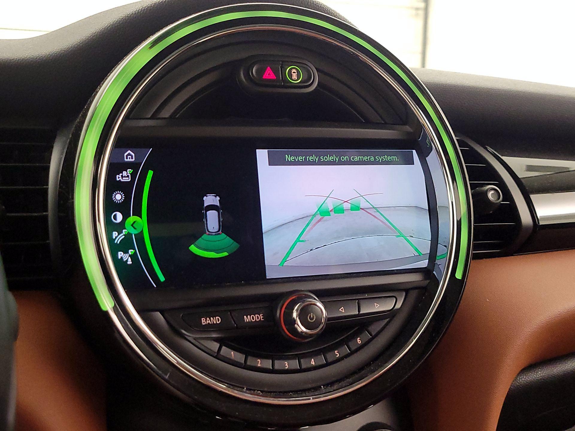 Thumbnail: 2020 MINI Cooper Hardtop - 14