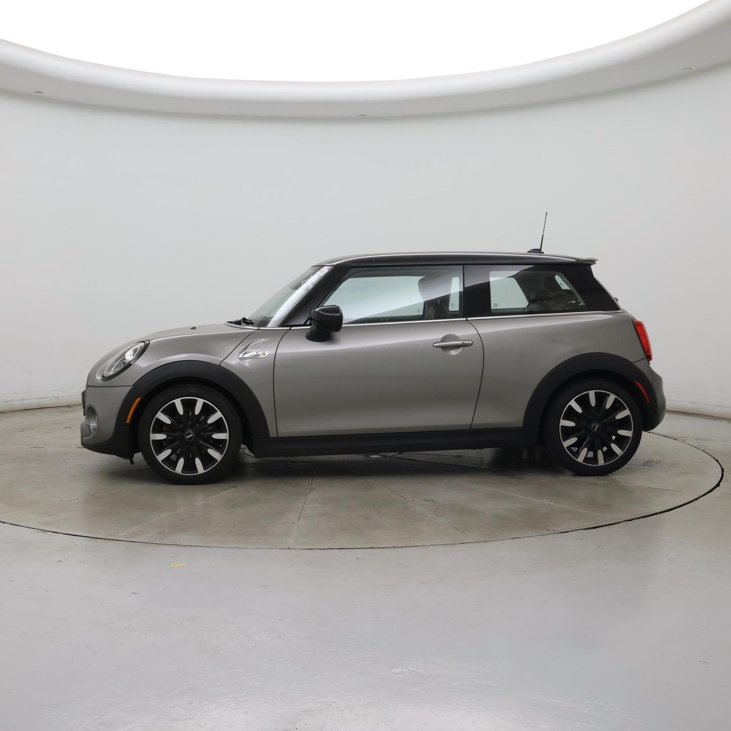 Thumbnail: 2020 MINI Cooper Hardtop - 3