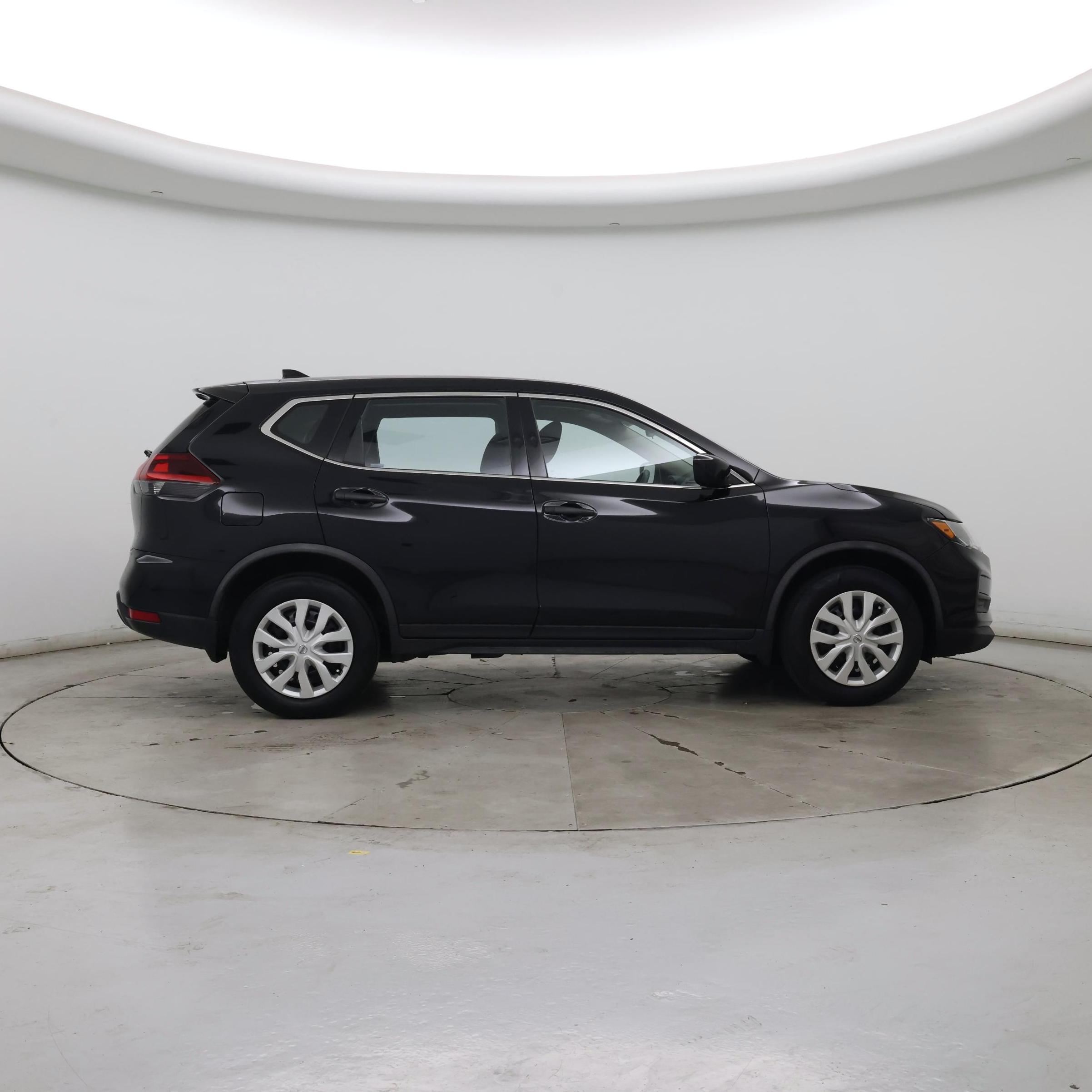 Thumbnail: 2018 Nissan Rogue - 7