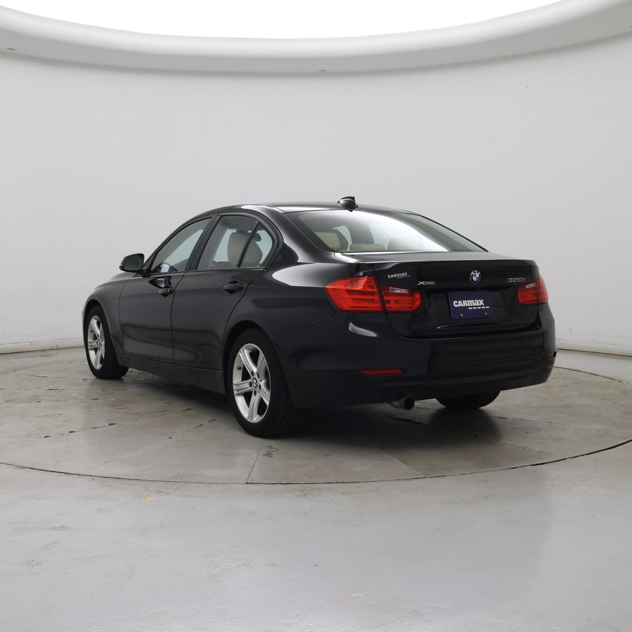 Thumbnail: 2015 BMW 3 Series - 2