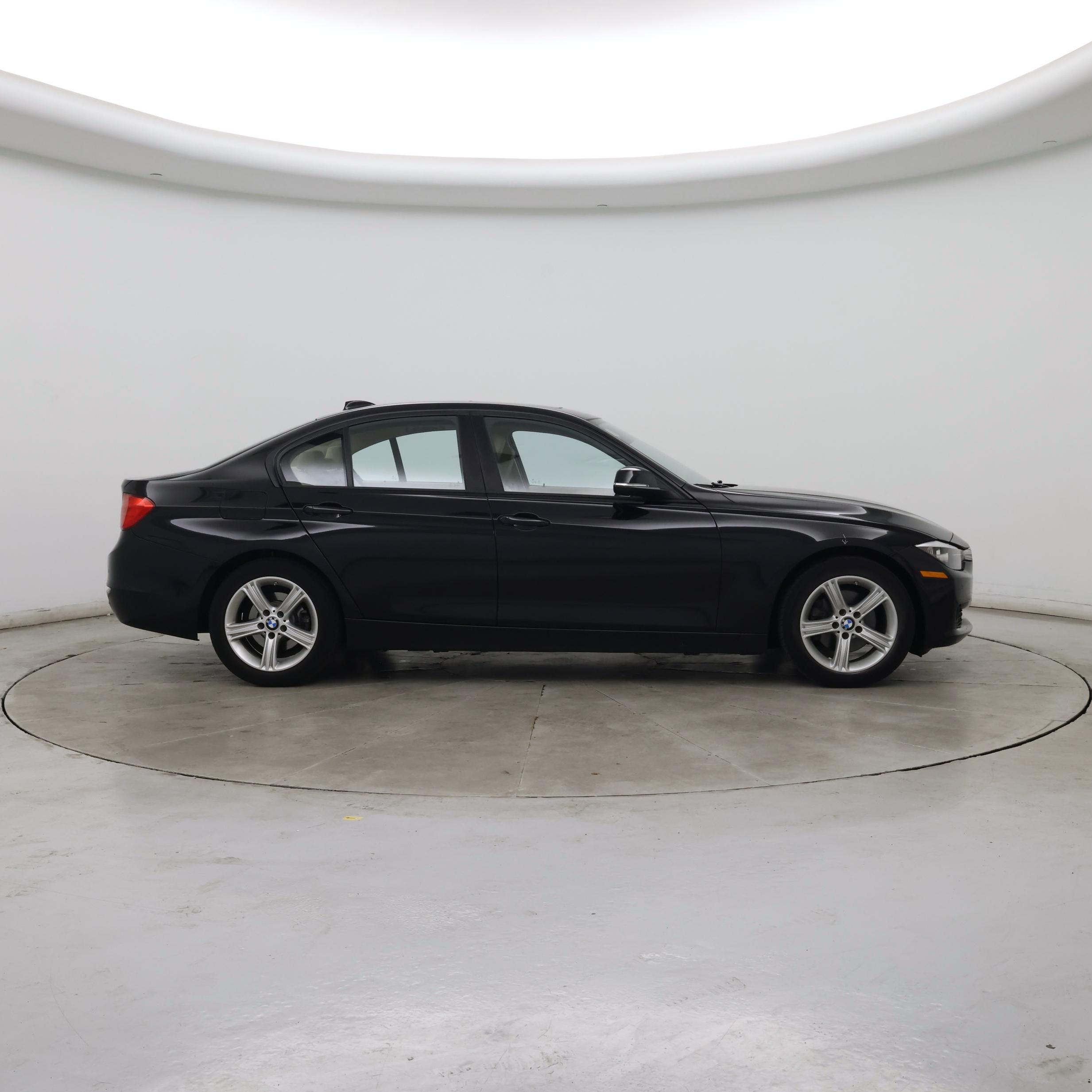 Thumbnail: 2015 BMW 3 Series - 7