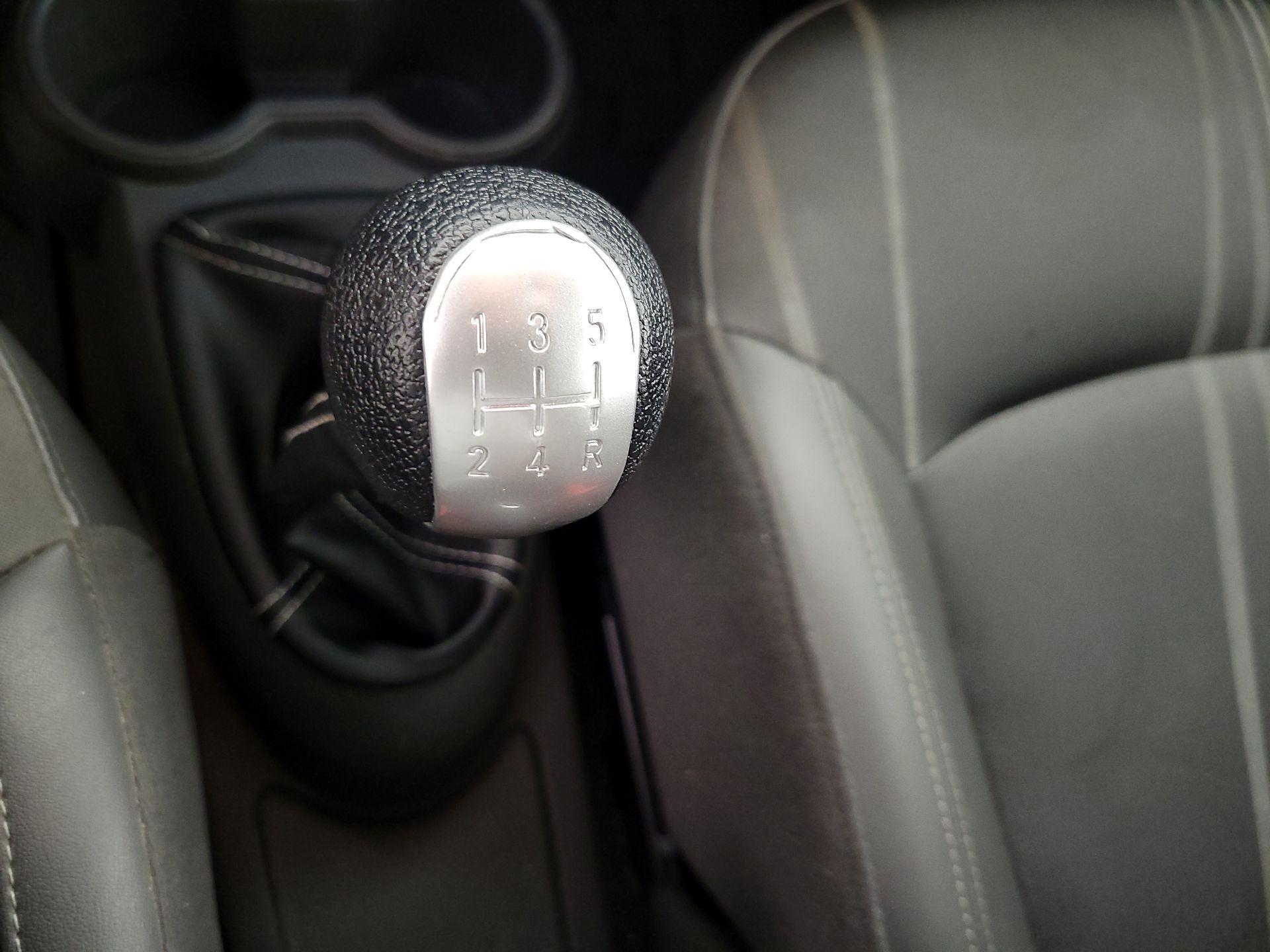 Thumbnail: 2014 Chevrolet Spark - 15