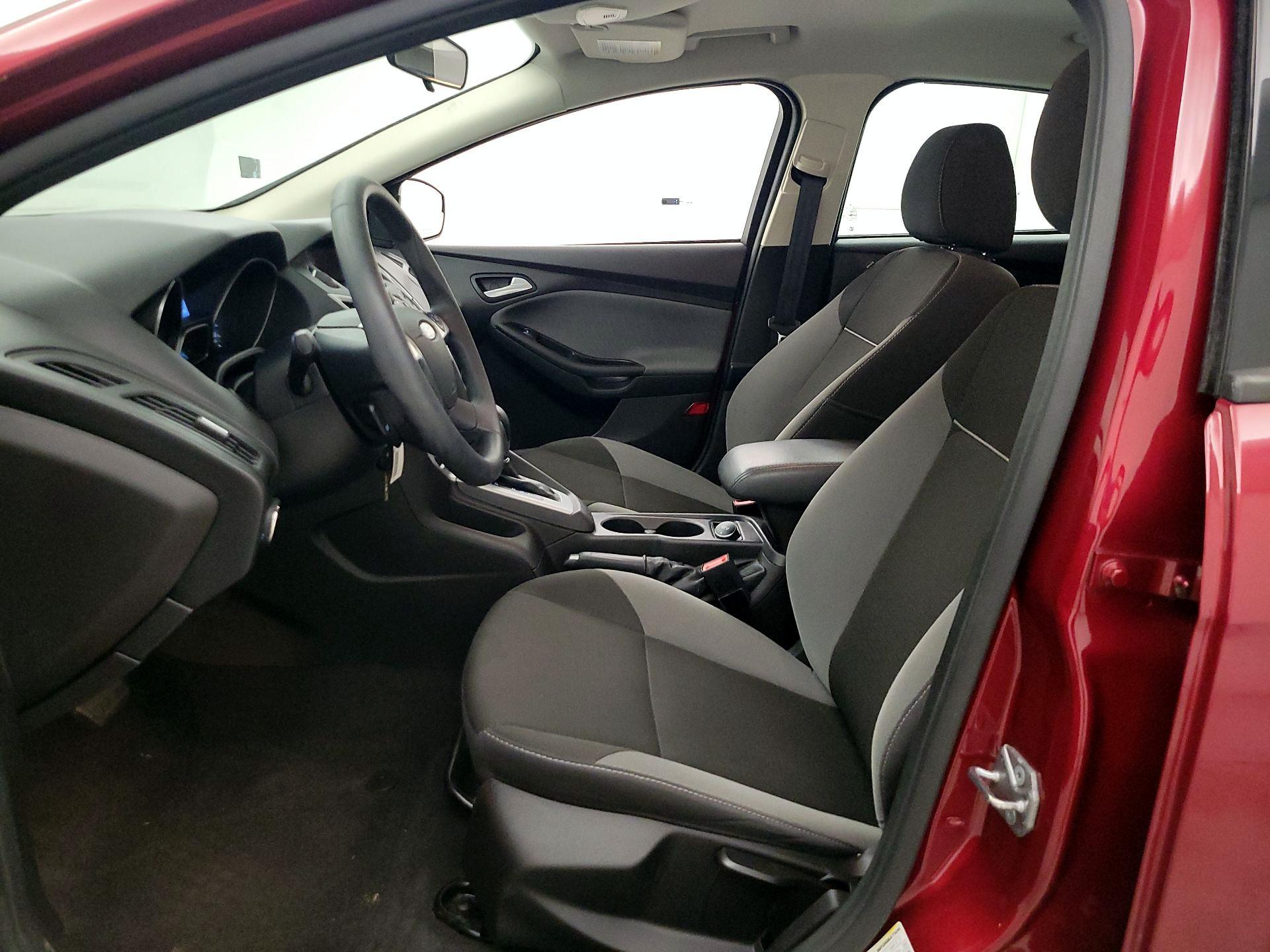Thumbnail: 2014 Ford Focus - 11