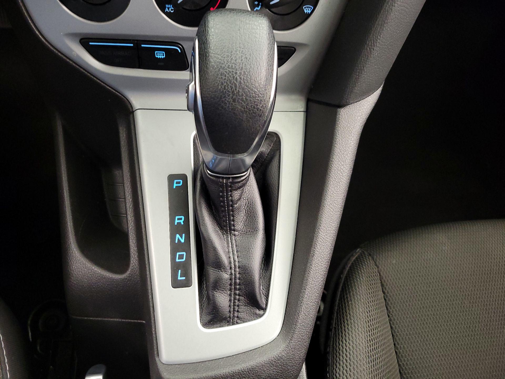 Thumbnail: 2014 Ford Focus - 16