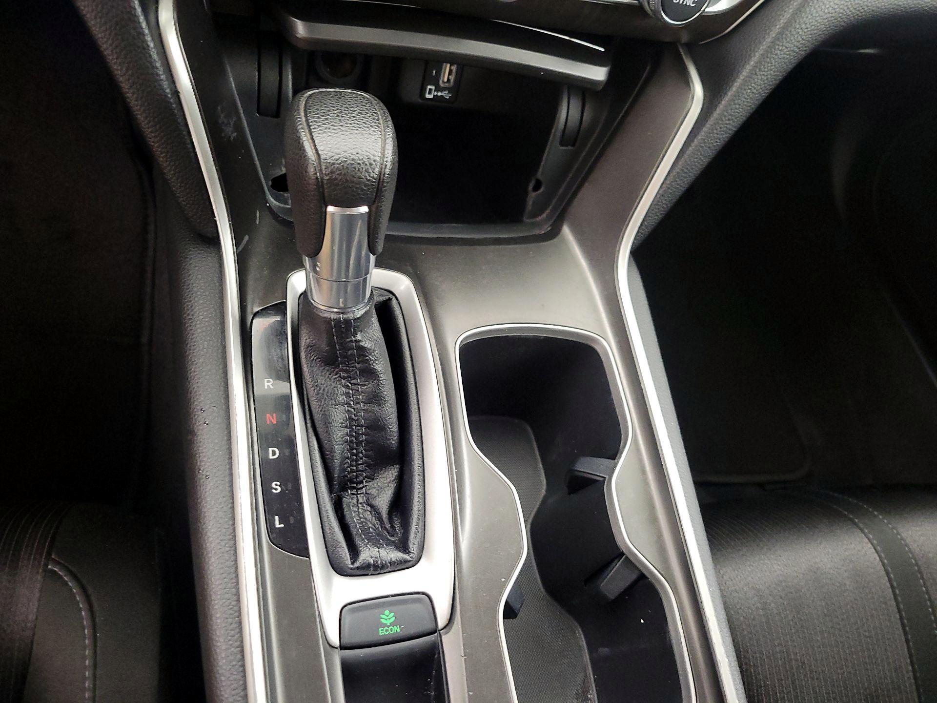 Thumbnail: 2018 Honda Accord - 17