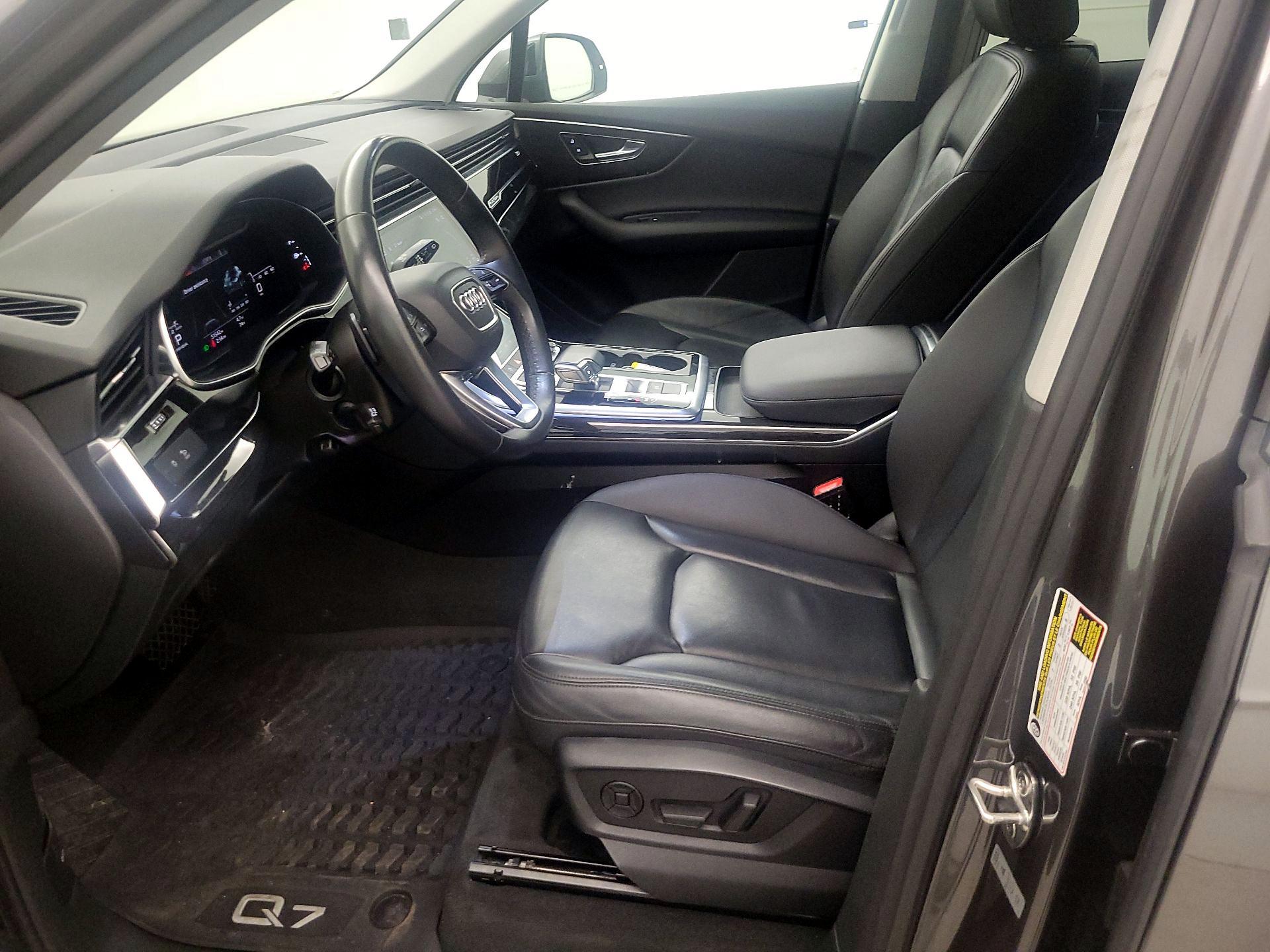 Thumbnail: 2021 Audi Q7 - 11