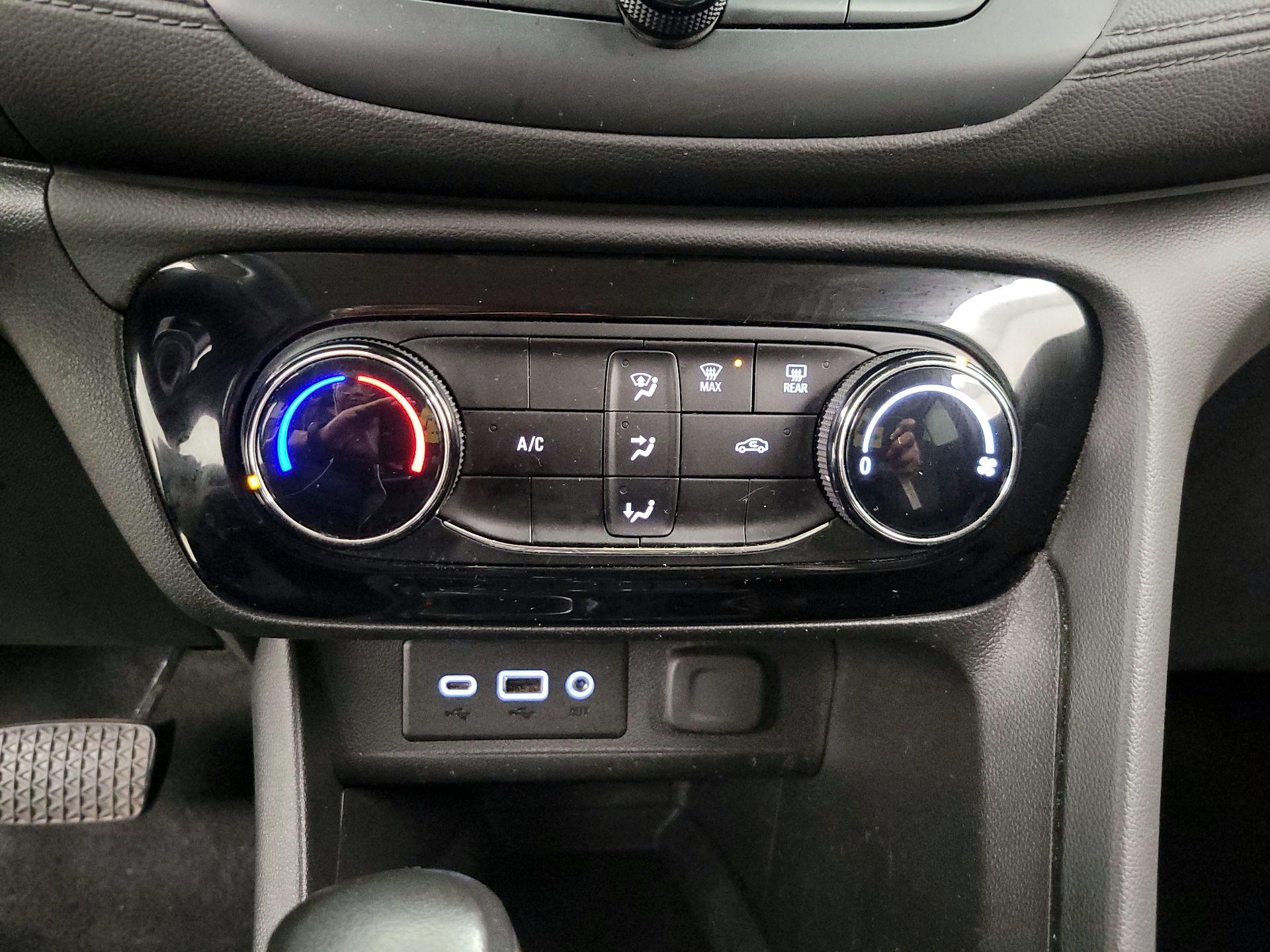 Thumbnail: 2022 Buick Encore GX - 16