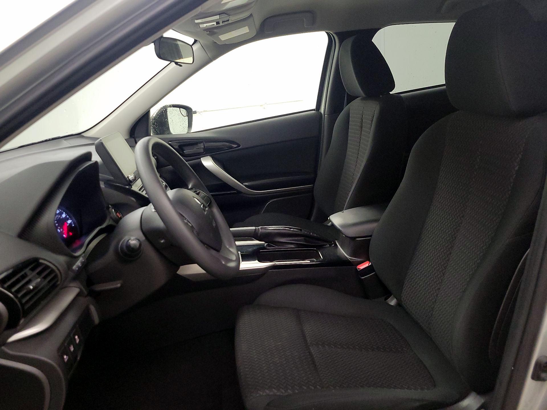 Thumbnail: 2024 Mitsubishi Eclipse Cross - 11