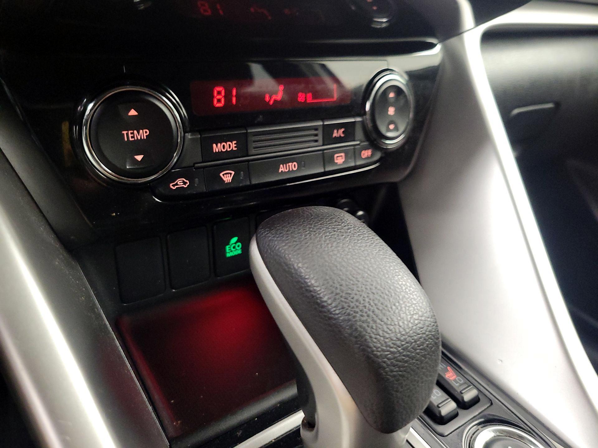 Thumbnail: 2024 Mitsubishi Eclipse Cross - 16
