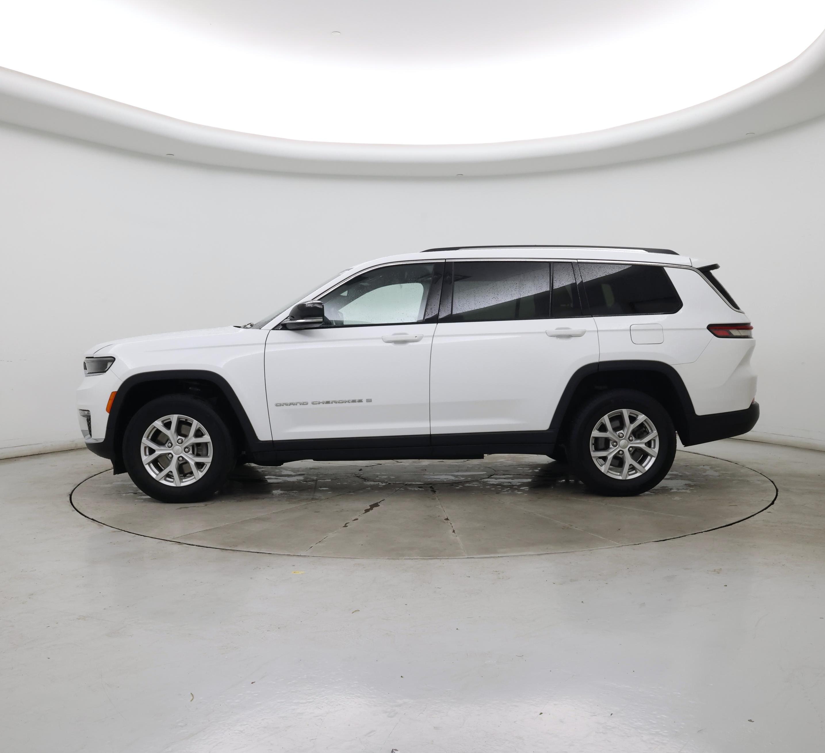 Thumbnail: 2023 Jeep Grand Cherokee L - 3