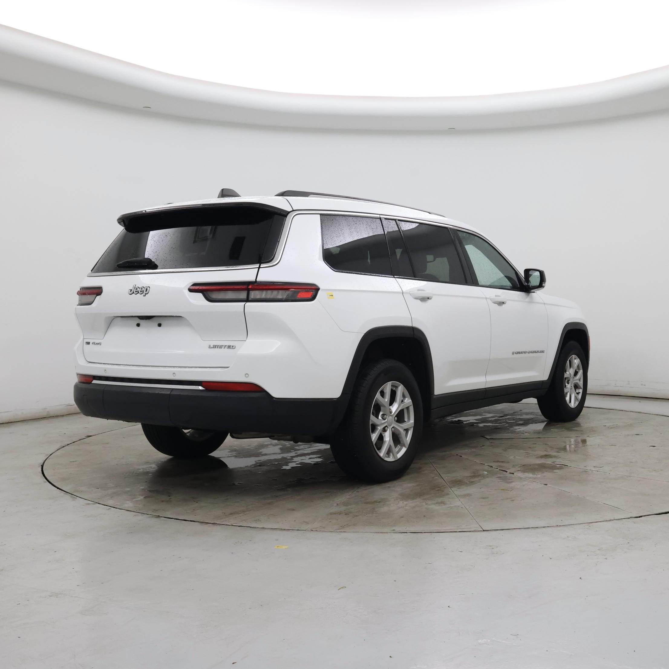 Thumbnail: 2023 Jeep Grand Cherokee L - 8
