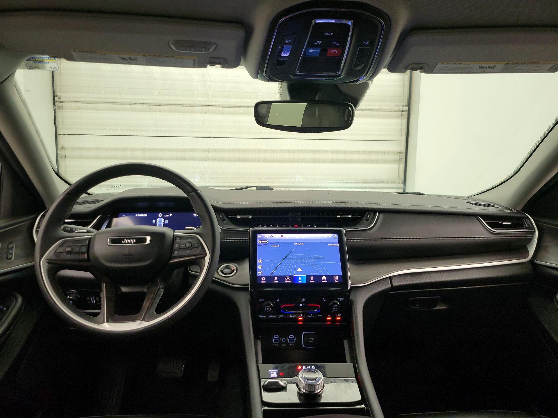Thumbnail: 2023 Jeep Grand Cherokee - 9