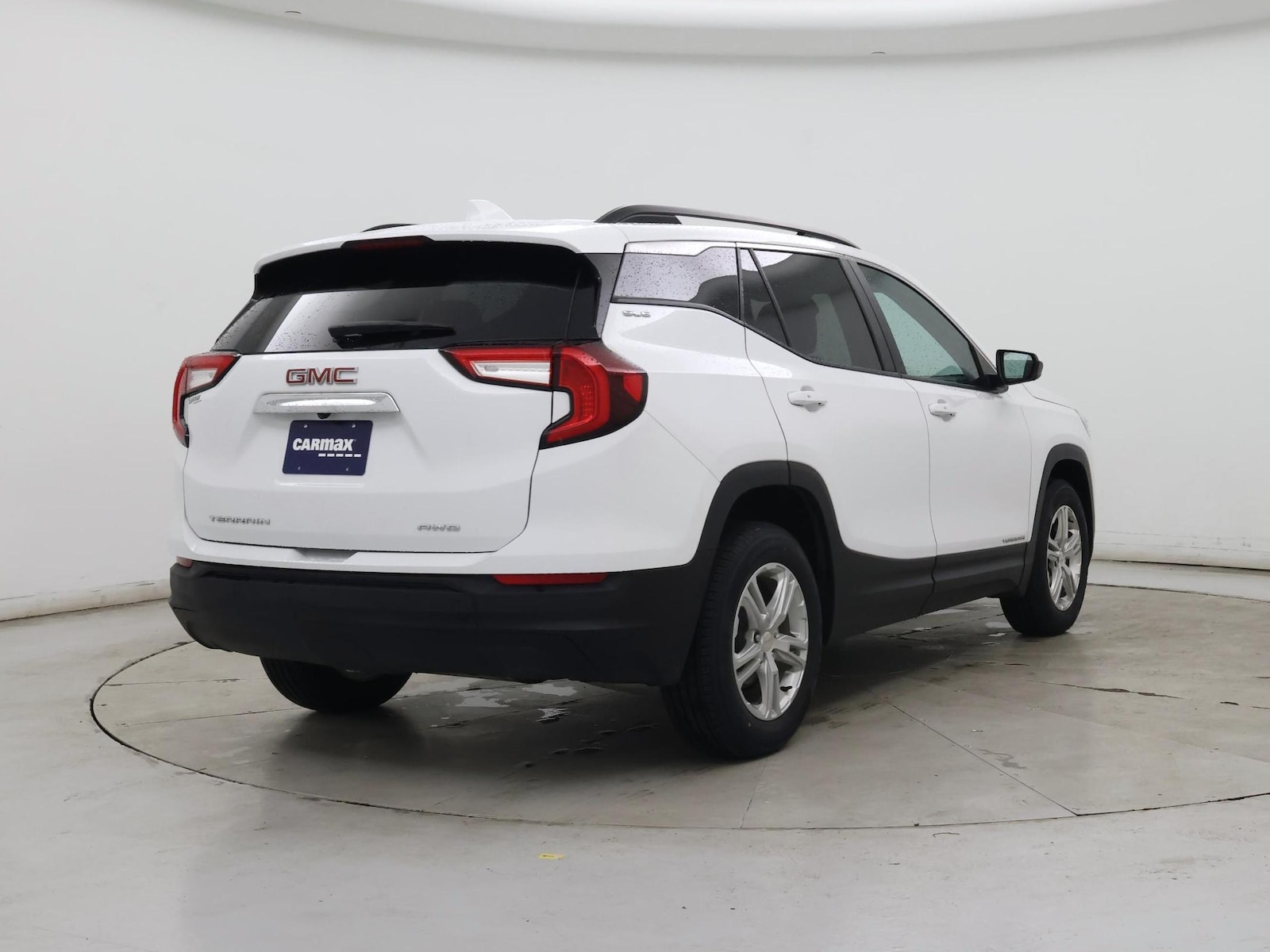 2023 GMC Terrain SLE - Photo 9