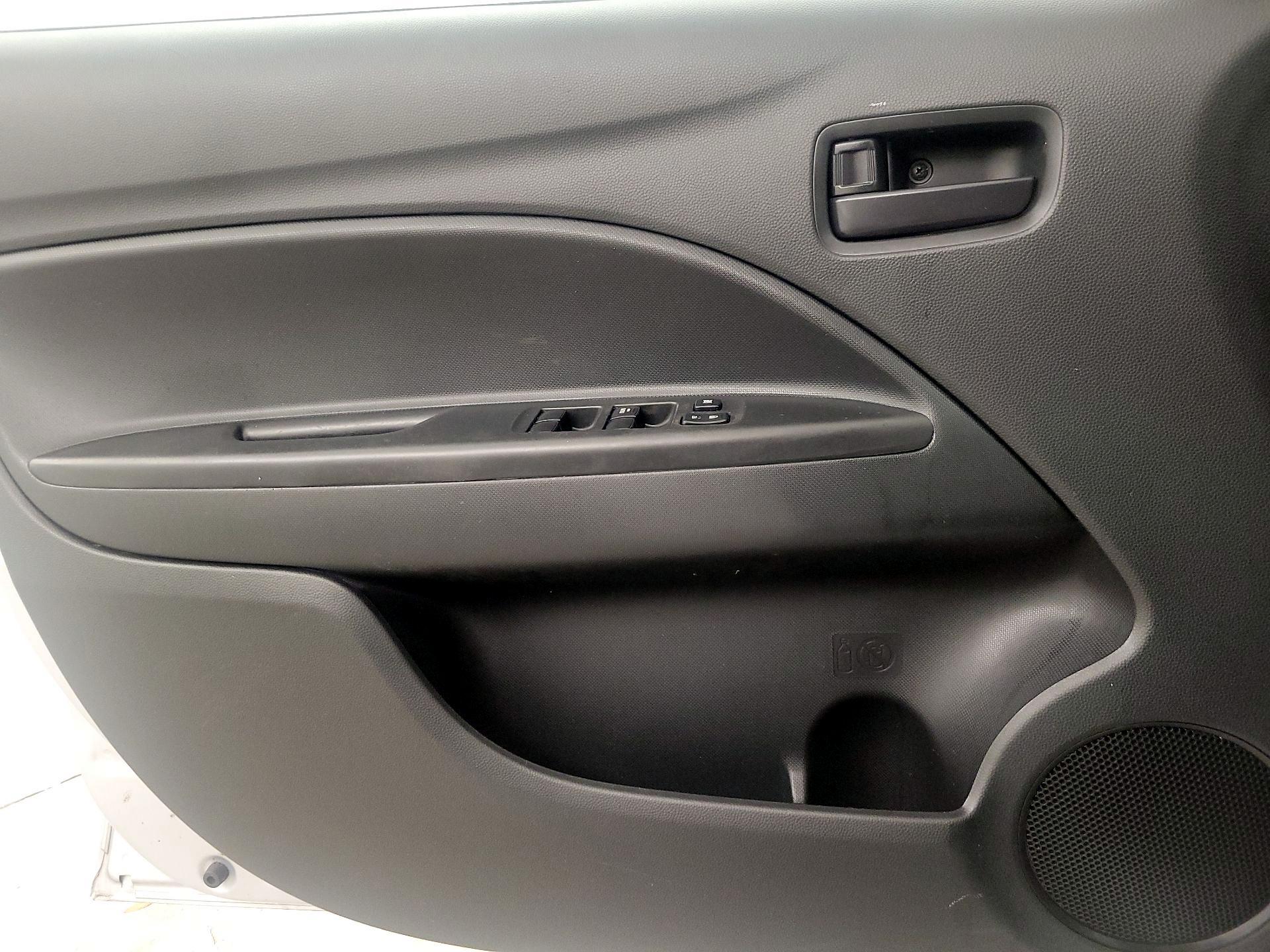 Thumbnail: 2023 Mitsubishi Mirage G4 - 12