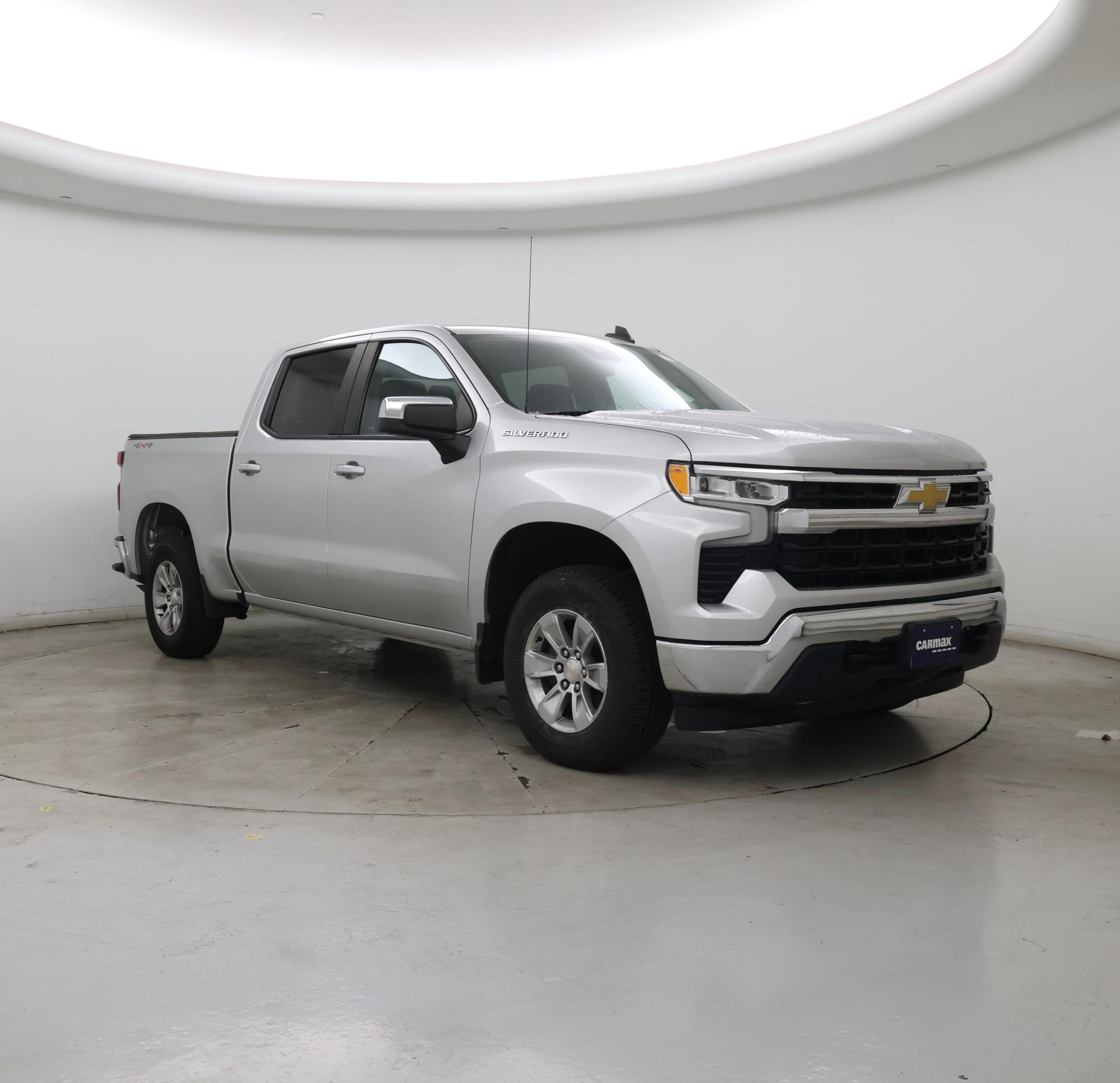 Silver 2022 Chevrolet Silverado 1500 LT Crew Cab 4WD Pickup Truck Four-Wheel Drive Automatic