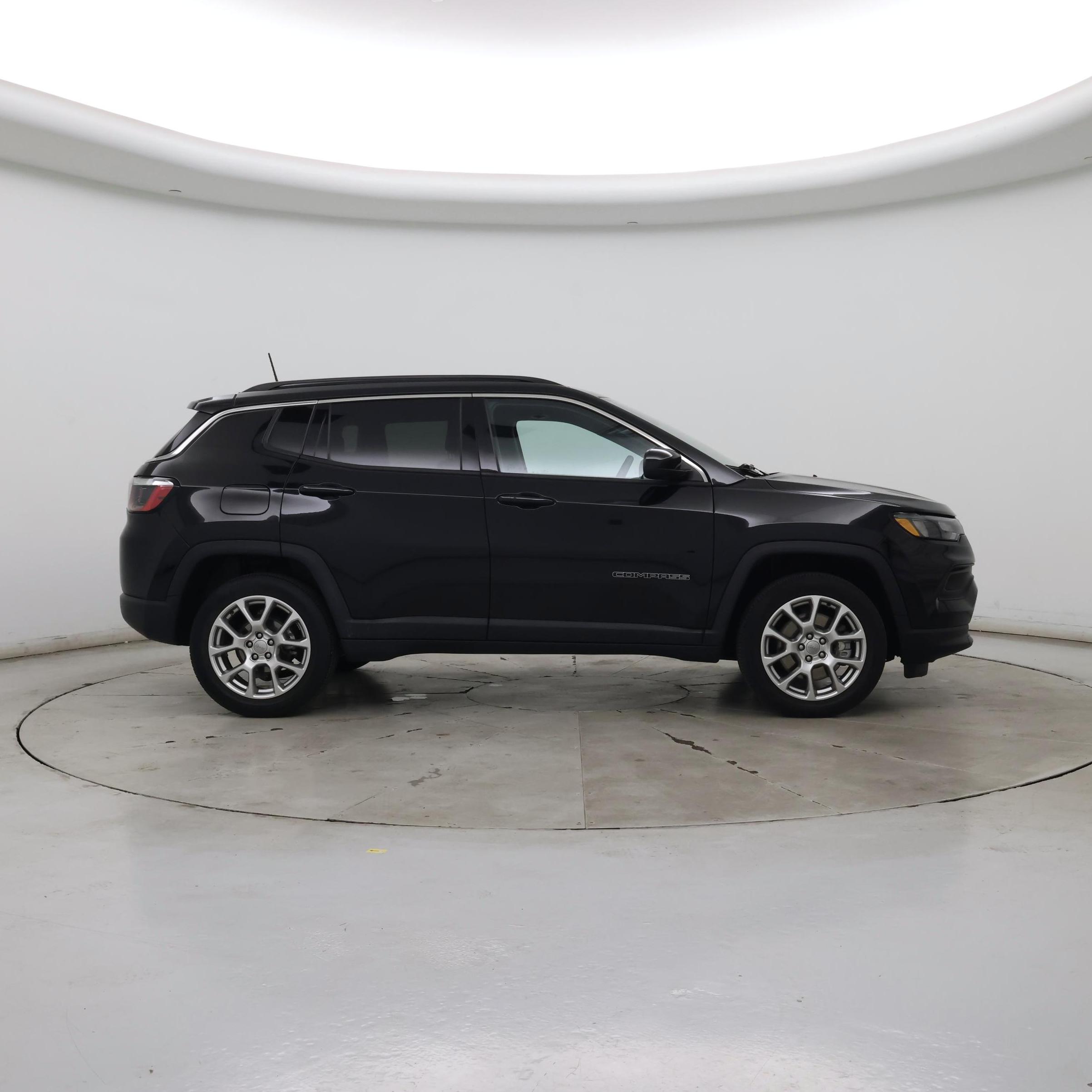 Thumbnail: 2023 Jeep Compass - 7