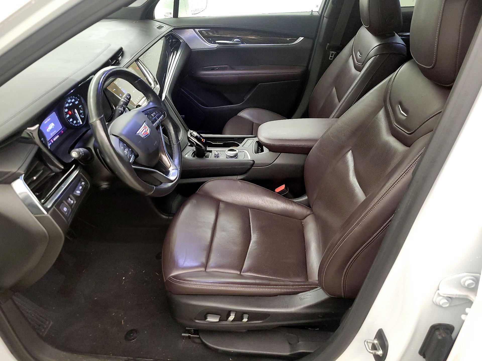 Thumbnail: 2020 Cadillac XT6 - 11