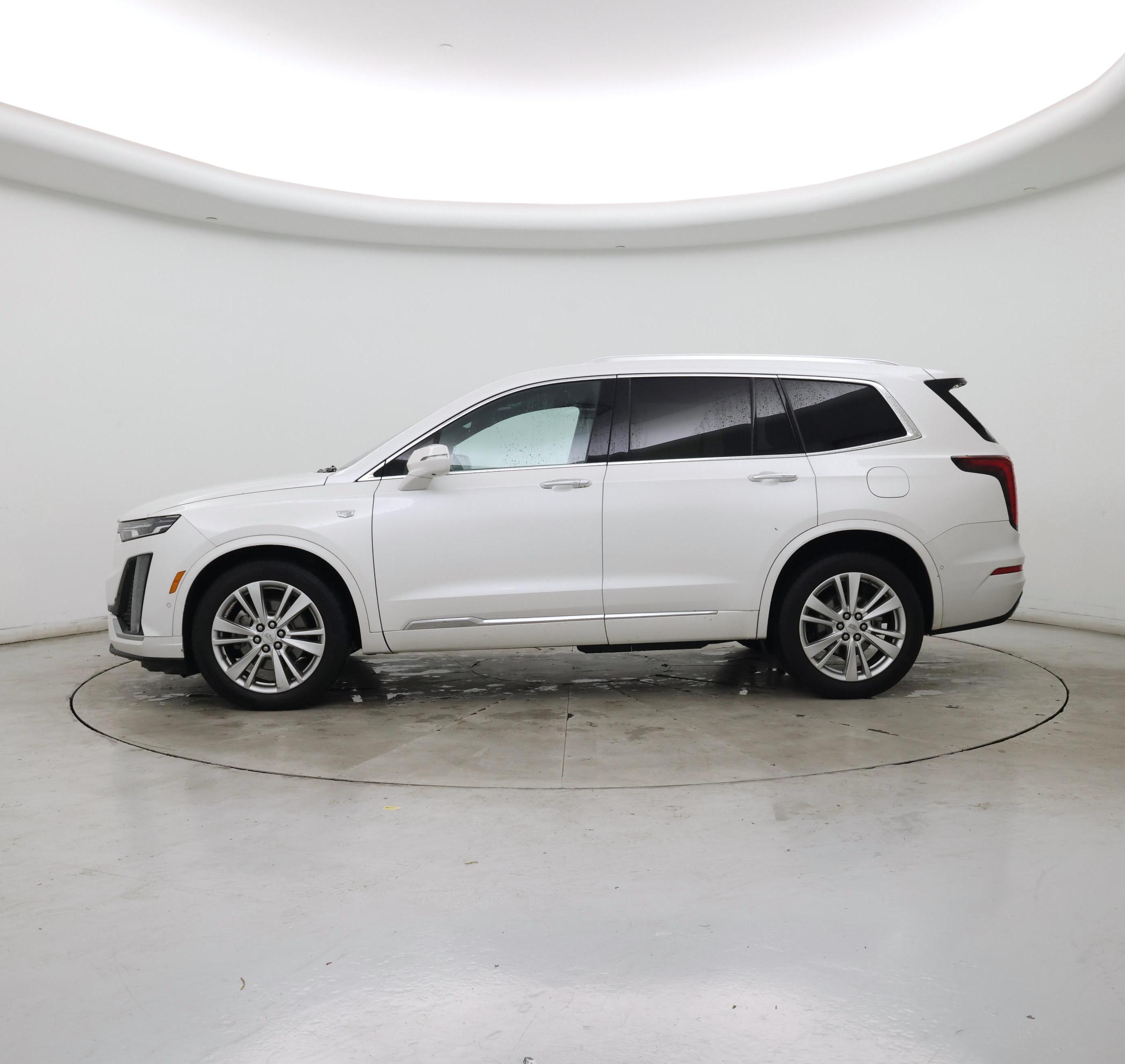 Thumbnail: 2020 Cadillac XT6 - 3