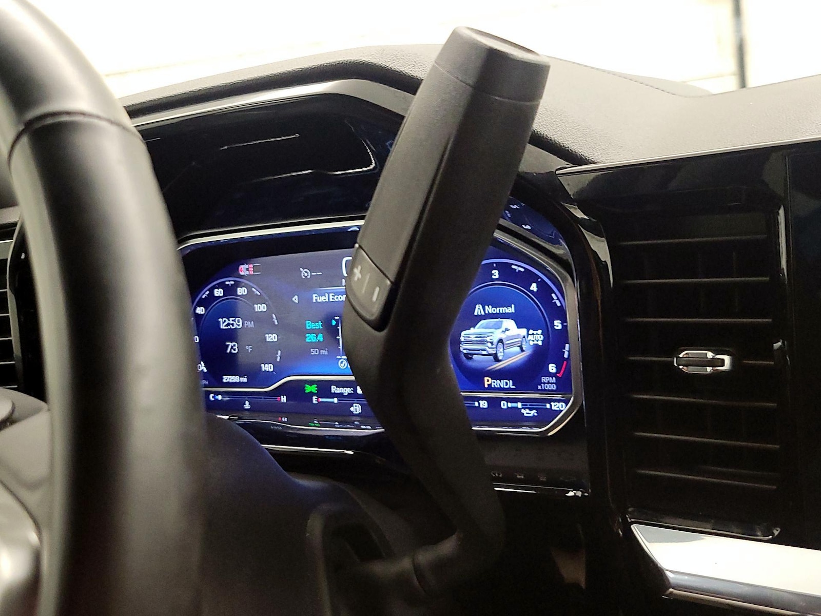 2024 Chevrolet Silverado 1500 LT - Photo 18