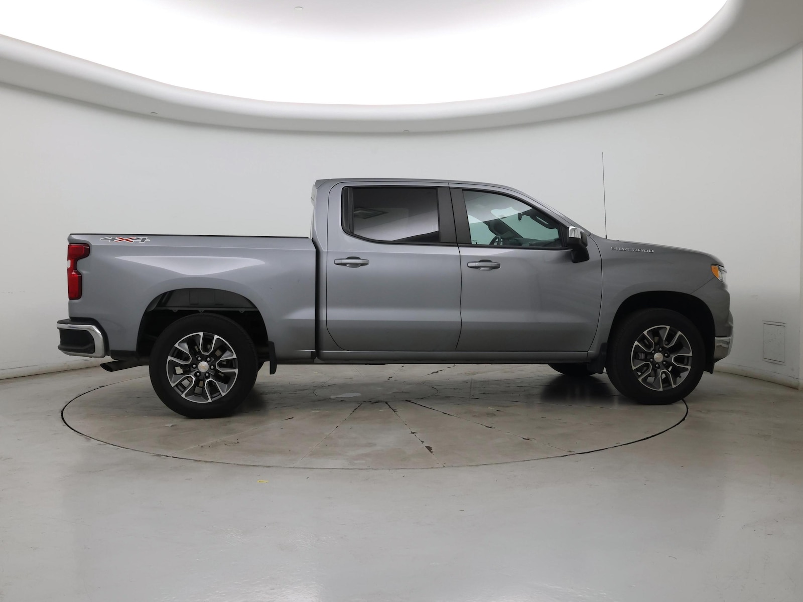 2024 Chevrolet Silverado 1500 LT - Photo 8