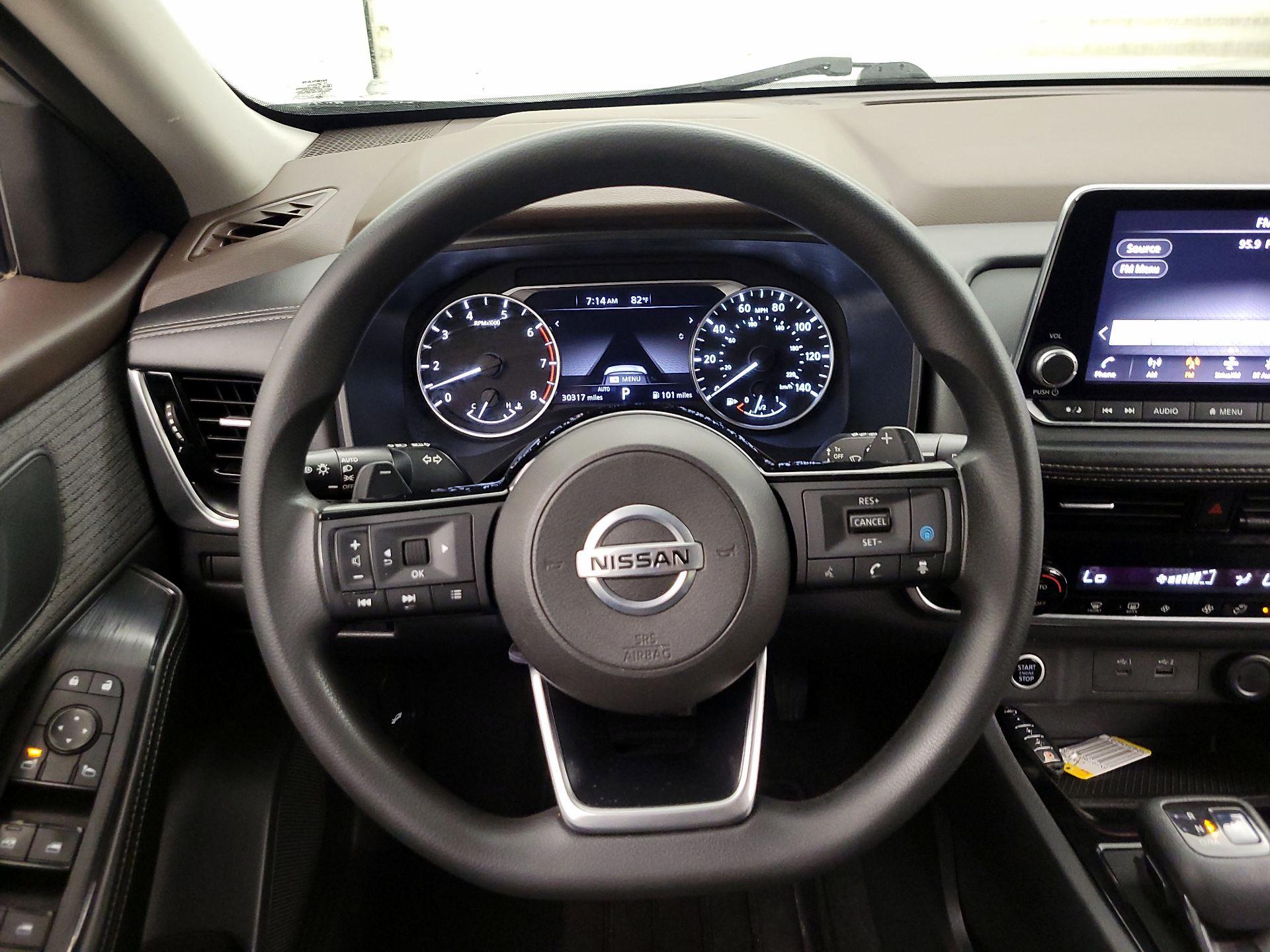 Thumbnail: 2021 Nissan Rogue - 10