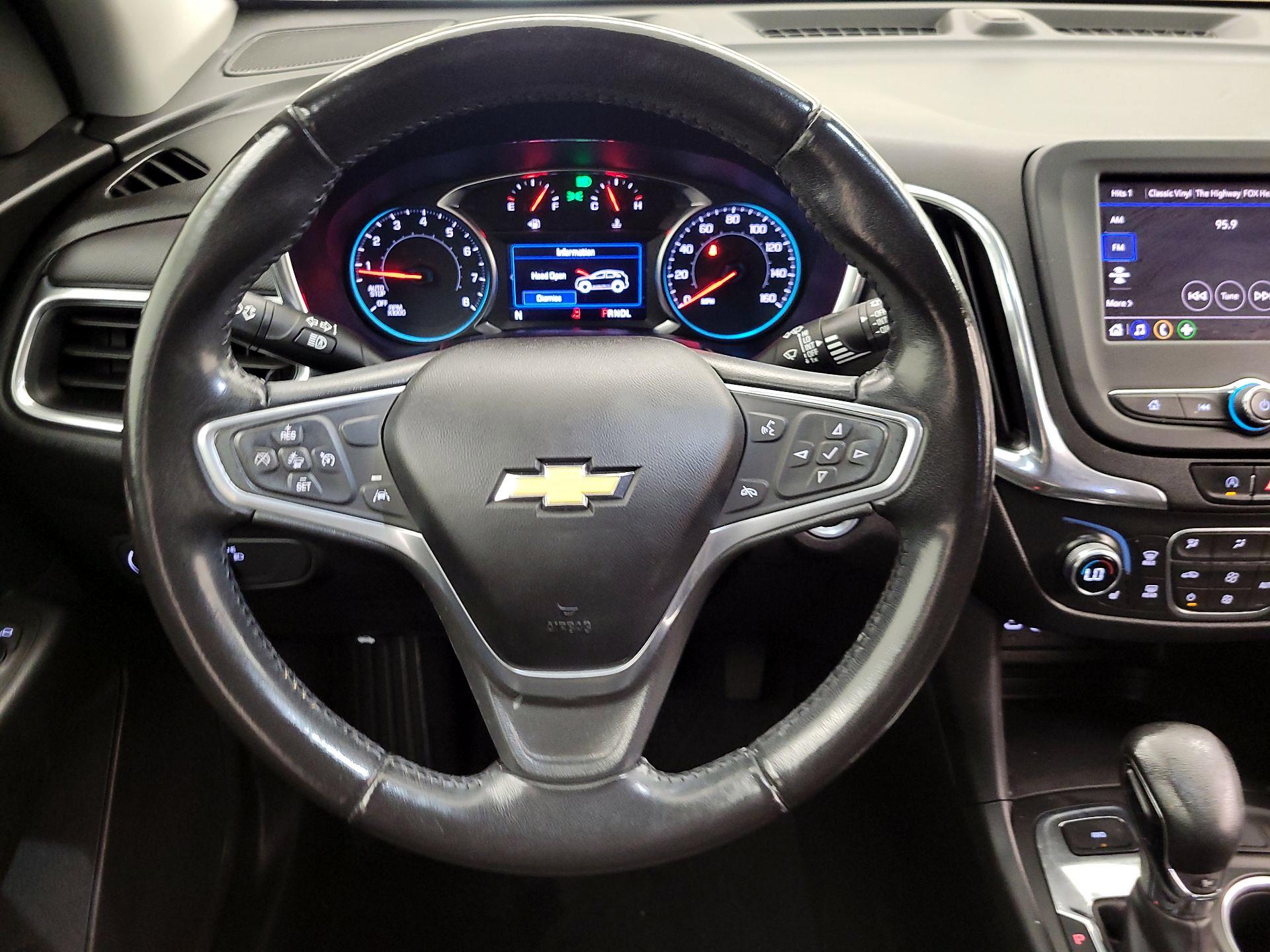 Thumbnail: 2022 Chevrolet Equinox - 10