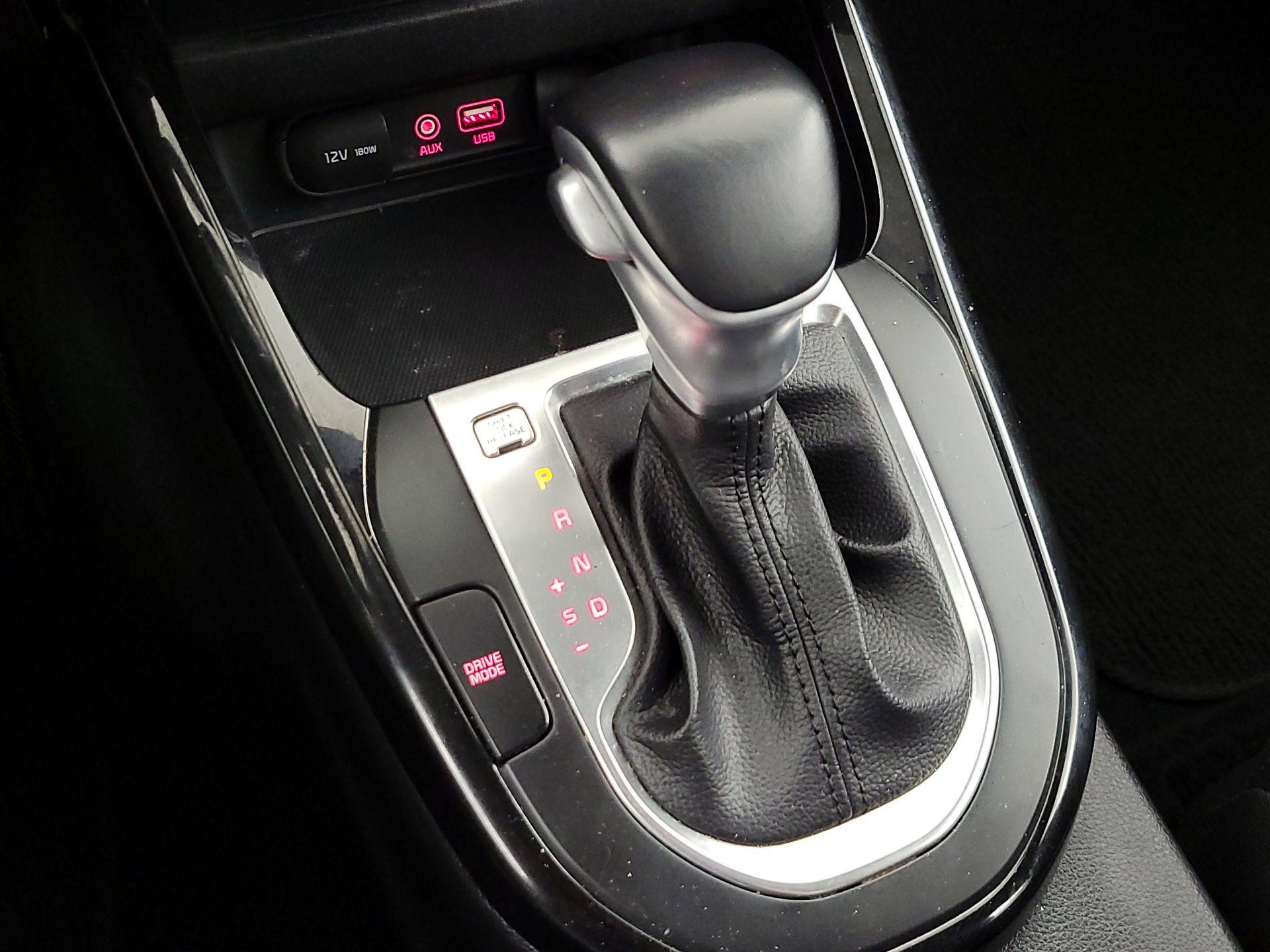 Thumbnail: 2021 Kia Forte - 17