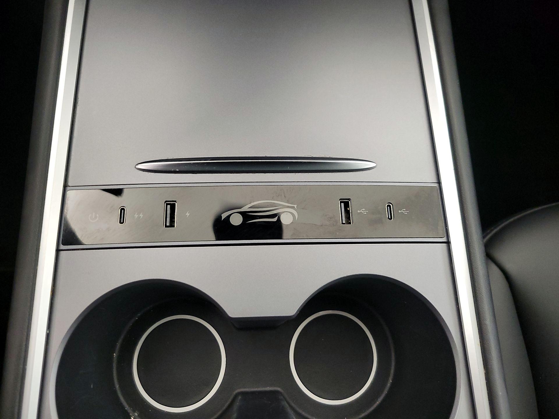 Thumbnail: 2022 Tesla Model Y - 18