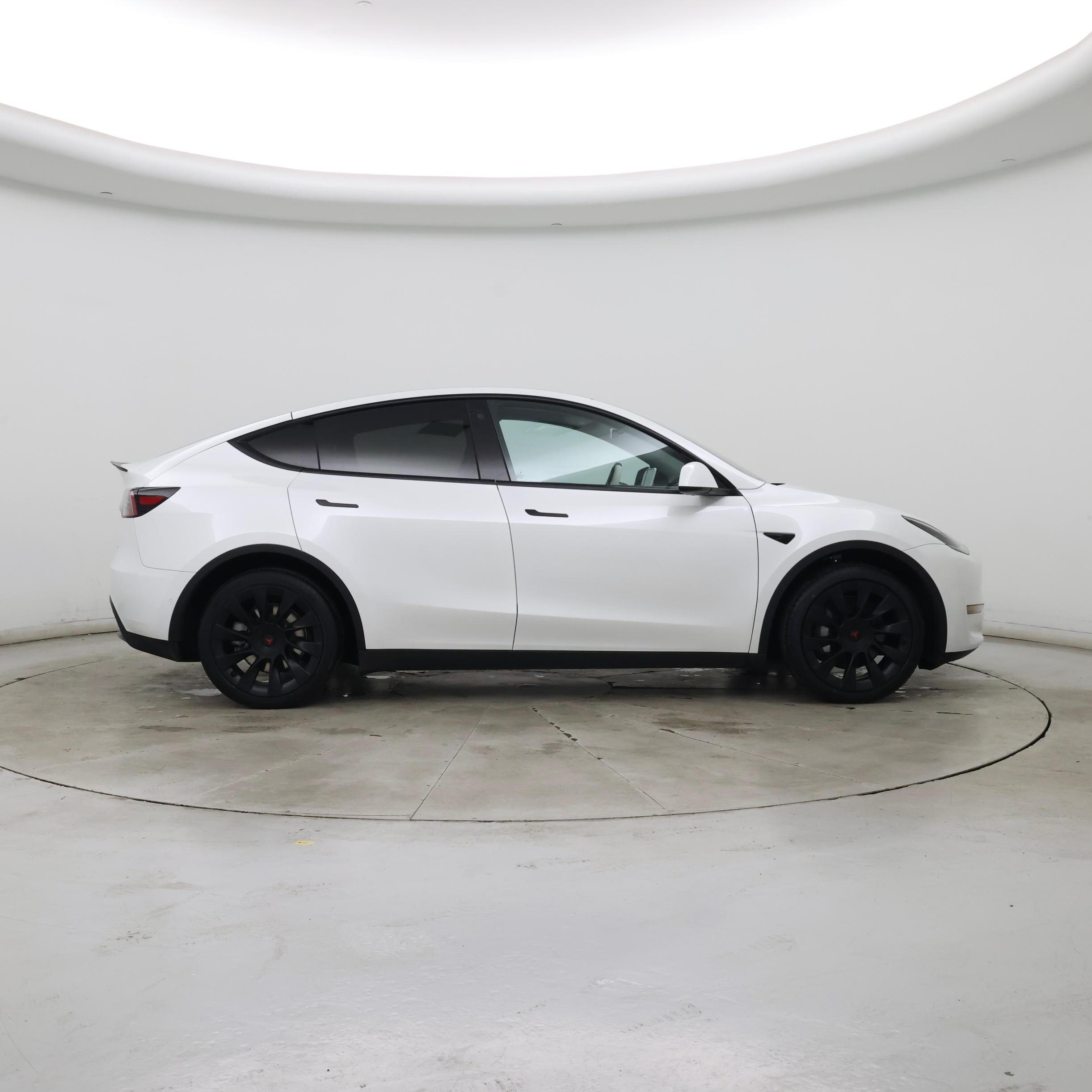 Thumbnail: 2022 Tesla Model Y - 7