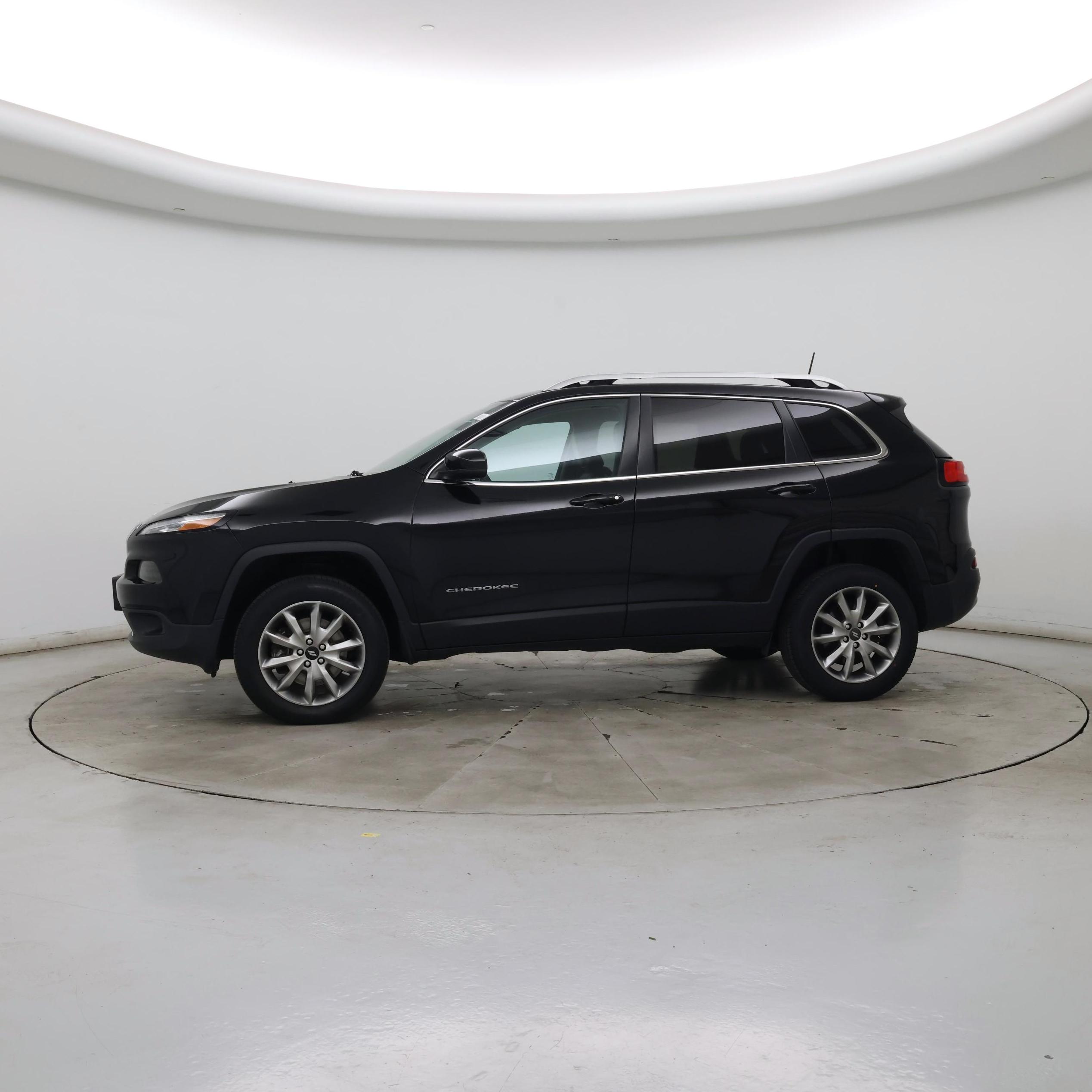 Thumbnail: 2018 Jeep Cherokee - 3