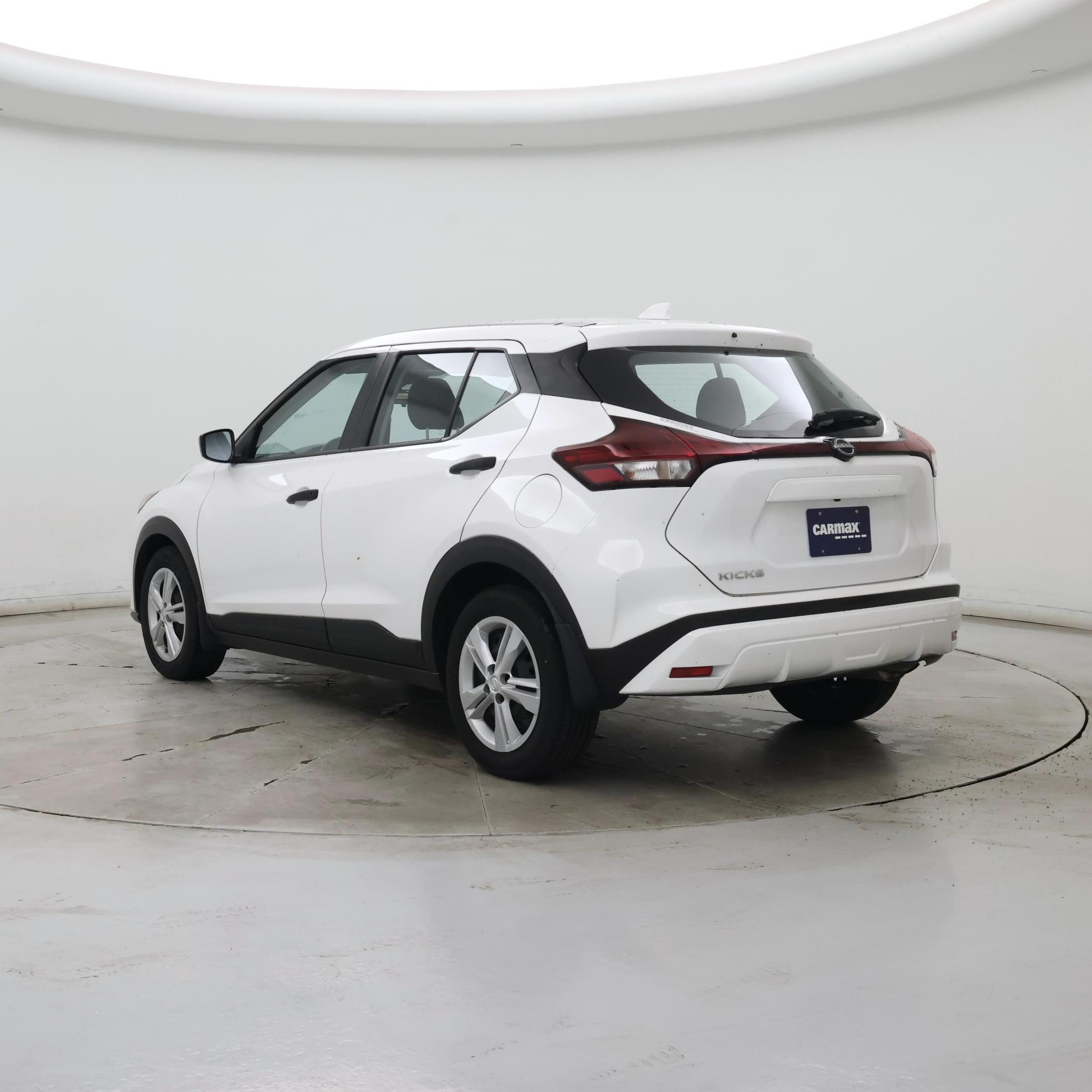 Thumbnail: 2024 Nissan Kicks - 2