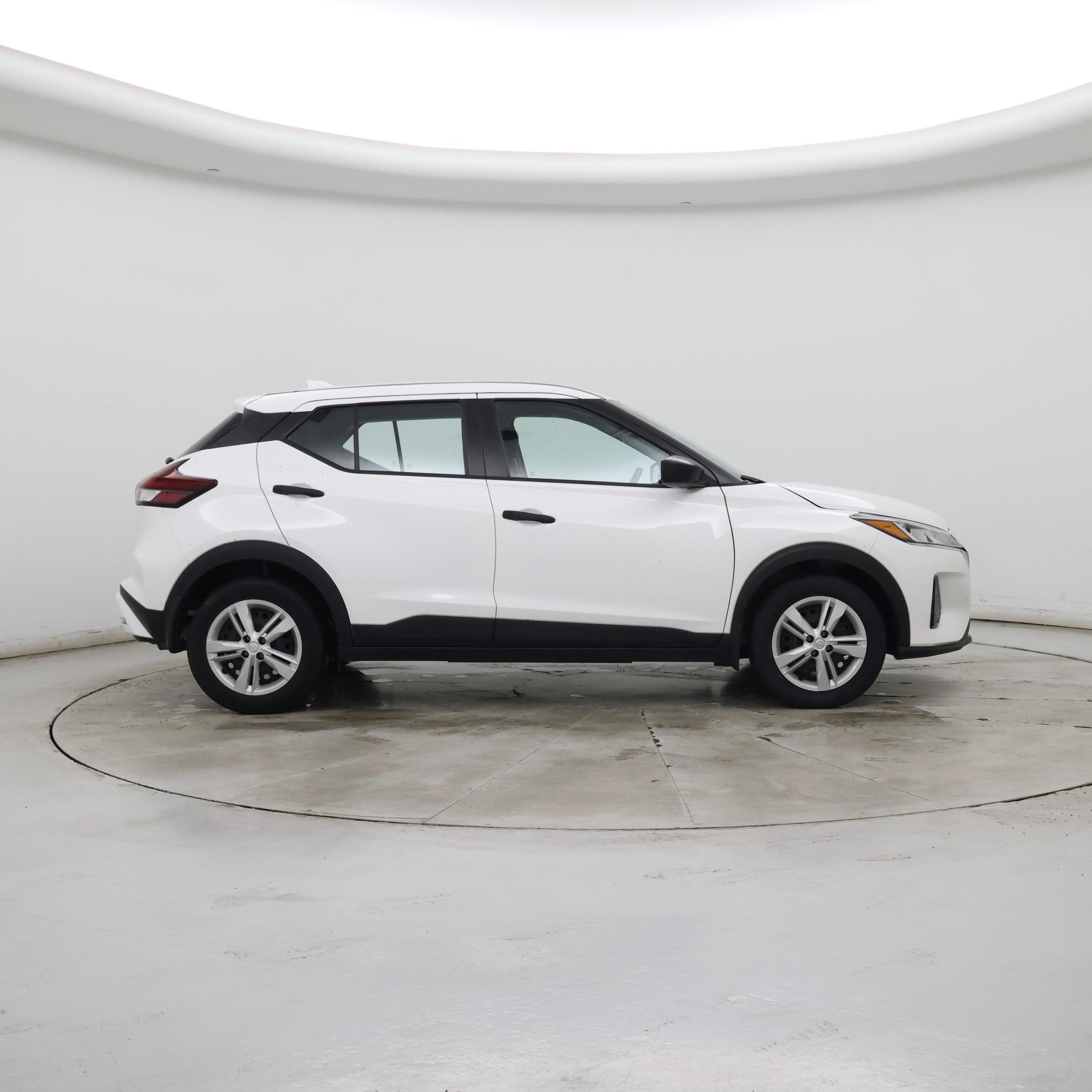 Thumbnail: 2024 Nissan Kicks - 7