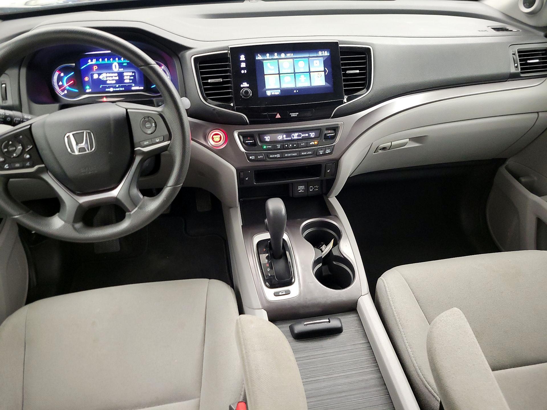 Thumbnail: 2019 Honda Pilot - 9