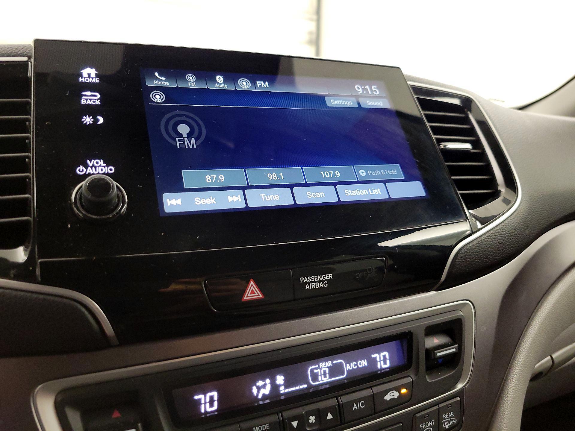 Thumbnail: 2019 Honda Pilot - 15