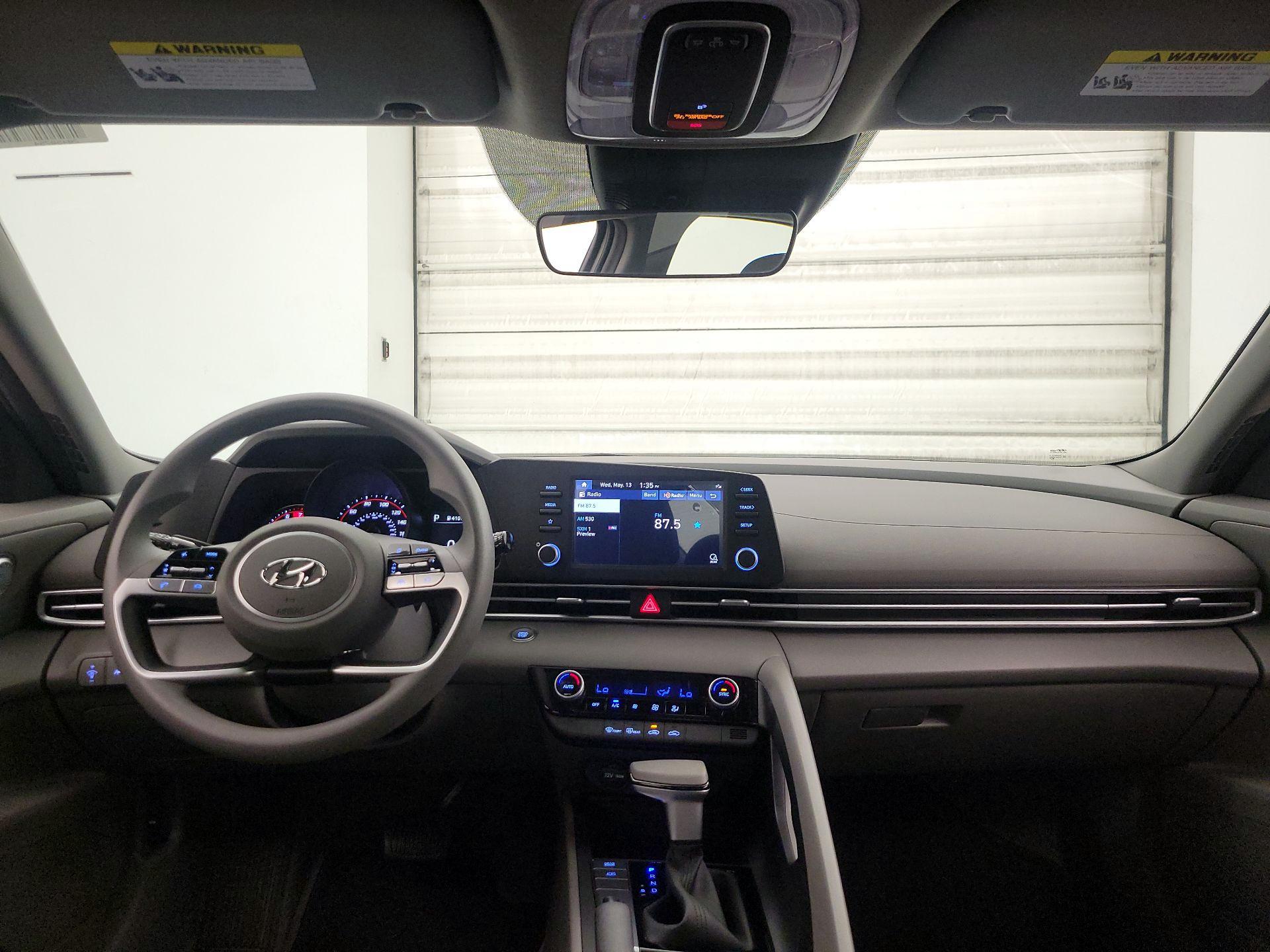 Thumbnail: 2023 Hyundai Elantra - 9